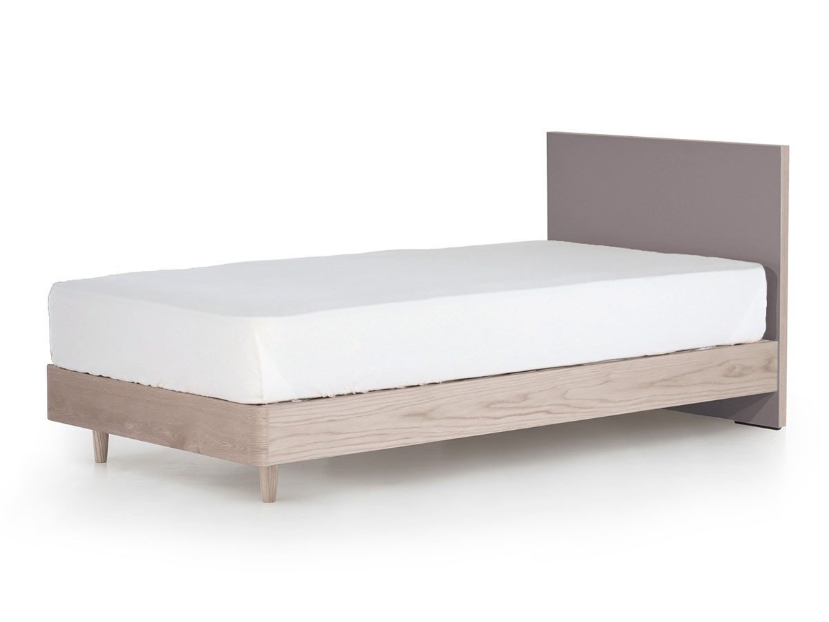 【フライミー ヴェール/FLYMEe vert / GOODS】のFLATS BED FRAME / フラッツ ベッドフレーム インテリア・キッズ・メンズ・レディースファッション・服の通販 founy(ファニー) 　ダブル　Double, Double-Breasted　フレーム　Frame, Outline　ホーム・キャンプ・アウトドア・お取り寄せ　Home Living / Home & Lifestyle / Camping Gear / Outdoor Camping　家具・インテリア　Home Furniture & Interior. Stylish & Functional Living Spaces　ベッド　Modern Beds for Every Room　シングルベッド・1人用ベッド　Single Bed　ホーム・キャンプ・アウトドア・お取り寄せ　Home Living / Home & Lifestyle / Camping Gear / Outdoor Camping　家具・インテリア　Home Furniture & Interior. Stylish & Functional Living Spaces　ベッド　Modern Beds for Every Room　セミダブルベッド　Small Double Bed / Three-Quarter Bed　ホーム・キャンプ・アウトドア・お取り寄せ　Home Living / Home & Lifestyle / Camping Gear / Outdoor Camping　家具・インテリア　Home Furniture & Interior. Stylish & Functional Living Spaces　ベッド　Modern Beds for Every Room　ダブルベッド・2人用ベッド　Double Bed / Full Size Bed　ホーム・キャンプ・アウトドア・お取り寄せ　Home Living / Home & Lifestyle / Camping Gear / Outdoor Camping　家具・インテリア　Home Furniture & Interior. Stylish & Functional Living Spaces　ベッド　Modern Beds for Every Room　本体オーク / ホワイト(ウレタン塗装)、ヘッドボードチョコ、サイズ:シングル|ID: prp329100004927337 ipo3291000000036972301