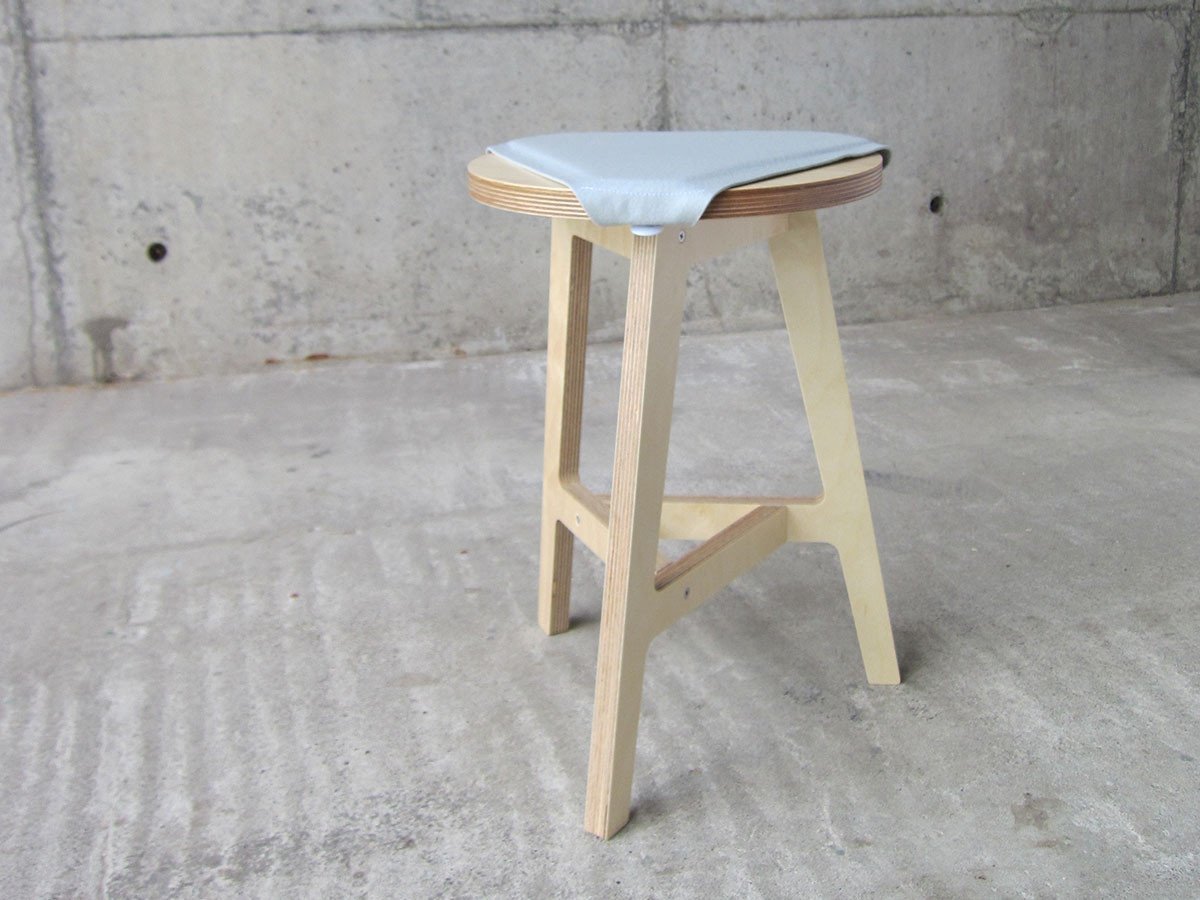 【アボード/abode / GOODS】のF2A / エフツーエー インテリア・キッズ・メンズ・レディースファッション・服の通販 founy(ファニー) 　送料無料　Free Shipping　カラフル　Colorful Design　フェルト　Felt, Felt Fabric　軽量　Lightweight, Ultra Light　ホーム・キャンプ・アウトドア・お取り寄せ　Home Living / Home & Lifestyle / Camping Gear / Outdoor Camping　家具・インテリア　Home Furniture & Interior. Stylish & Functional Living Spaces　チェア・椅子　Seating & Chairs　スツール・バースツール　Stools & Bar Stools　ライトグレー|ID: prp329100004927546 ipo3291000000036974464