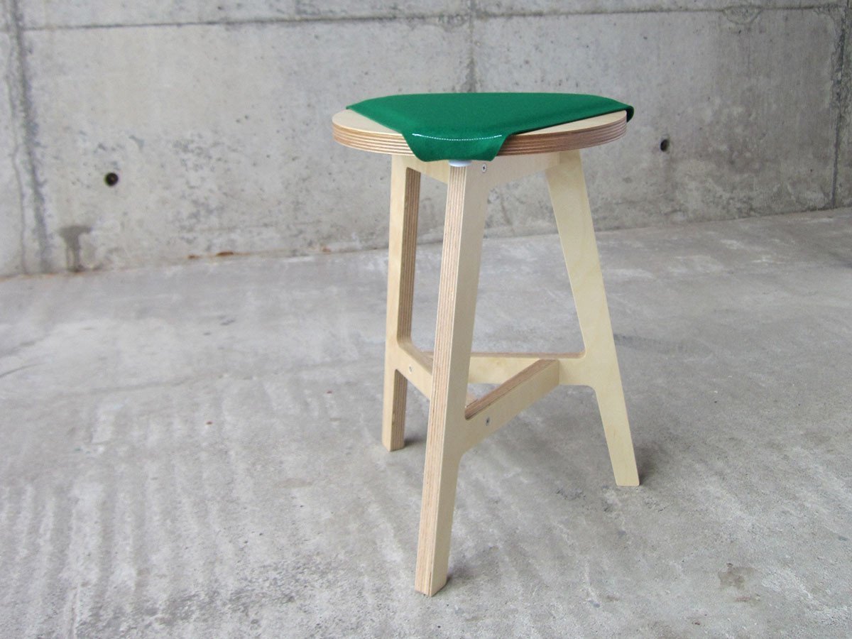 【アボード/abode / GOODS】のF2A / エフツーエー インテリア・キッズ・メンズ・レディースファッション・服の通販 founy(ファニー) 　送料無料　Free Shipping　カラフル　Colorful Design　フェルト　Felt, Felt Fabric　軽量　Lightweight, Ultra Light　ホーム・キャンプ・アウトドア・お取り寄せ　Home Living / Home & Lifestyle / Camping Gear / Outdoor Camping　家具・インテリア　Home Furniture & Interior. Stylish & Functional Living Spaces　チェア・椅子　Seating & Chairs　スツール・バースツール　Stools & Bar Stools　グリーン|ID: prp329100004927546 ipo3291000000036974469
