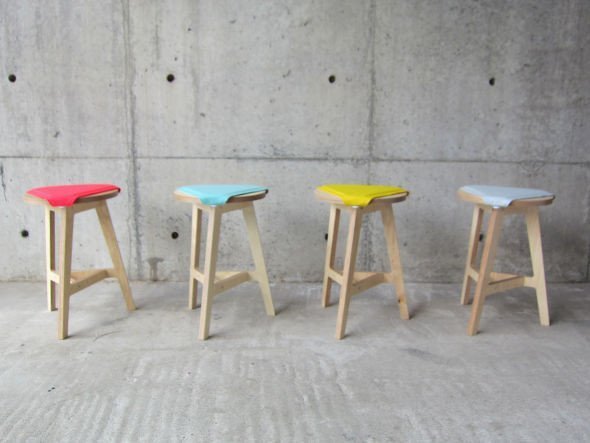 【アボード/abode / GOODS】のF2A / エフツーエー インテリア・キッズ・メンズ・レディースファッション・服の通販 founy(ファニー) 　送料無料　Free Shipping　カラフル　Colorful Design　フェルト　Felt, Felt Fabric　軽量　Lightweight, Ultra Light　ホーム・キャンプ・アウトドア・お取り寄せ　Home Living / Home & Lifestyle / Camping Gear / Outdoor Camping　家具・インテリア　Home Furniture & Interior. Stylish & Functional Living Spaces　チェア・椅子　Seating & Chairs　スツール・バースツール　Stools & Bar Stools　(左から)ネオンレッド、シアン、イエロー、ライトグレー|ID: prp329100004927546 ipo3291000000036974477