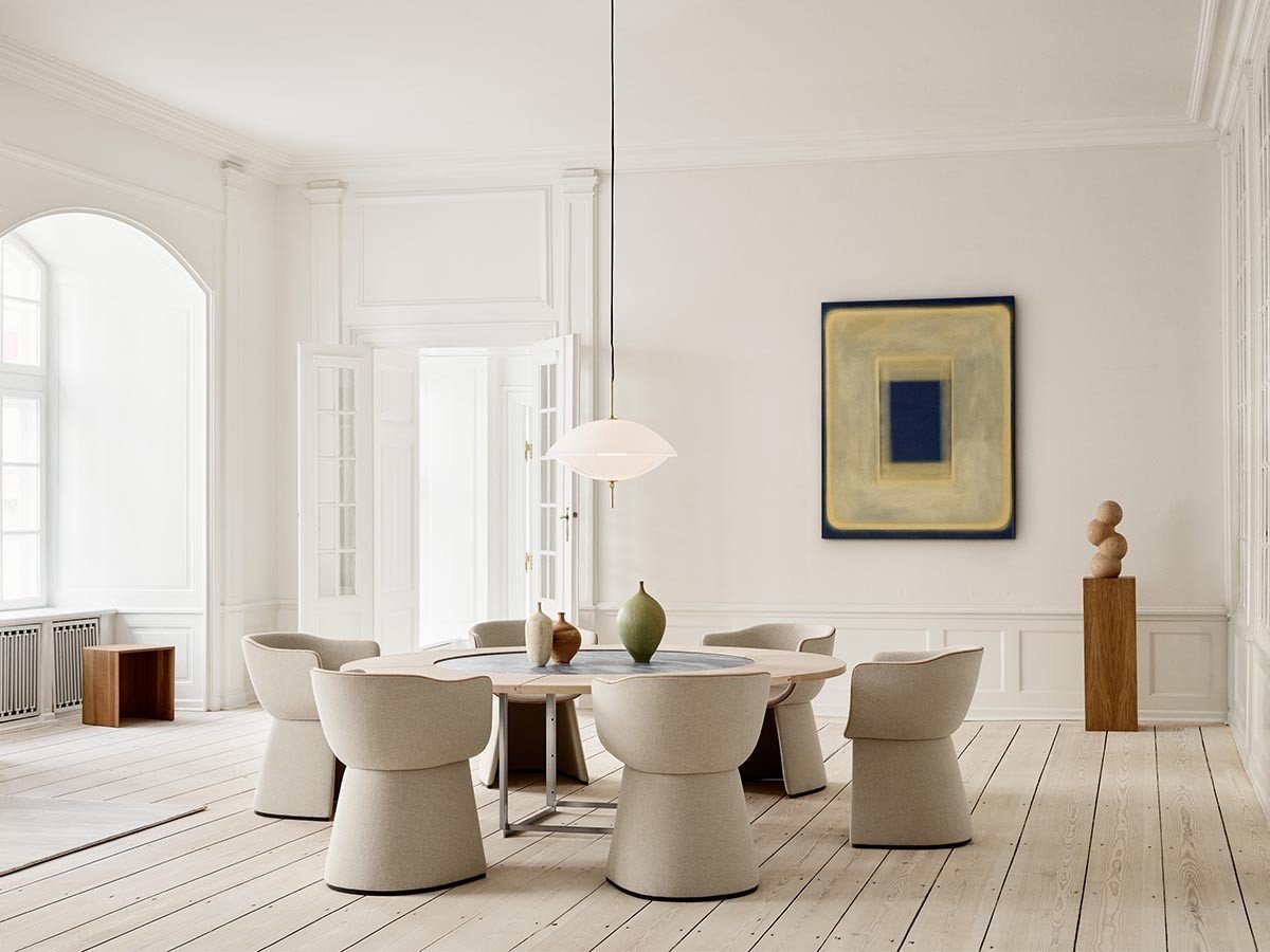 【フリッツ ハンセン/FRITZ HANSEN / GOODS】のMONOLIT / モノリット ダイニングチェア レザーパイピングあり CM221 インテリア・キッズ・メンズ・レディースファッション・服の通販 founy(ファニー) 　パイピング　Piping, Trim Design　フォルム　Silhouette, Form　送料無料　Free Shipping　ホーム・キャンプ・アウトドア・お取り寄せ　Home Living / Home & Lifestyle / Camping Gear / Outdoor Camping　家具・インテリア　Home Furniture & Interior. Stylish & Functional Living Spaces　チェア・椅子　Seating & Chairs　ダイニングチェア・木製チェア　Dining Chairs　張地:ハリンダル 200 サンド(カテゴリー2)|ID: prp329100004927638 ipo3291000000036975614