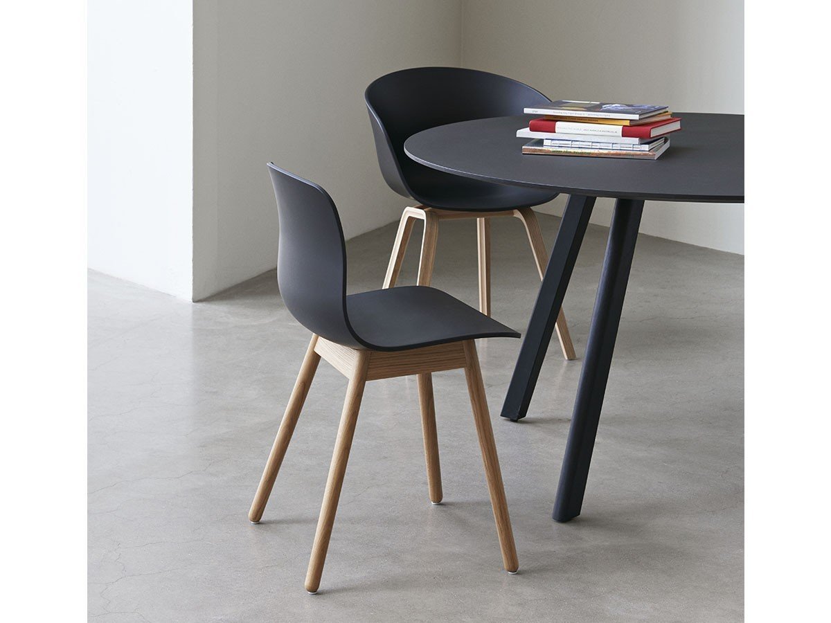 【ヘイ/HAY / GOODS】のABOUT A CHAIR AAC12 2.0 / アバウト ア チェア AAC12 2.0 インテリア・キッズ・メンズ・レディースファッション・服の通販 founy(ファニー) 　送料無料　Free Shipping　エレガント 上品　Elegant　ホーム・キャンプ・アウトドア・お取り寄せ　Home Living / Home & Lifestyle / Camping Gear / Outdoor Camping　家具・インテリア　Home Furniture & Interior. Stylish & Functional Living Spaces　チェア・椅子　Seating & Chairs　ダイニングチェア・木製チェア　Dining Chairs　ブラック|ID: prp329100004927699 ipo3291000000036976334