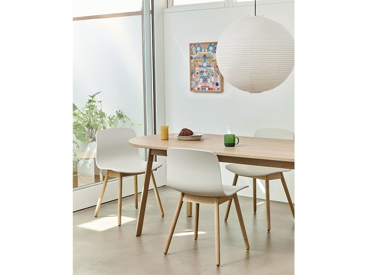 【ヘイ/HAY / GOODS】のABOUT A CHAIR AAC12 2.0 / アバウト ア チェア AAC12 2.0 インテリア・キッズ・メンズ・レディースファッション・服の通販 founy(ファニー) 　送料無料　Free Shipping　エレガント 上品　Elegant　ホーム・キャンプ・アウトドア・お取り寄せ　Home Living / Home & Lifestyle / Camping Gear / Outdoor Camping　家具・インテリア　Home Furniture & Interior. Stylish & Functional Living Spaces　チェア・椅子　Seating & Chairs　ダイニングチェア・木製チェア　Dining Chairs　ホワイト|ID: prp329100004927699 ipo3291000000036976336