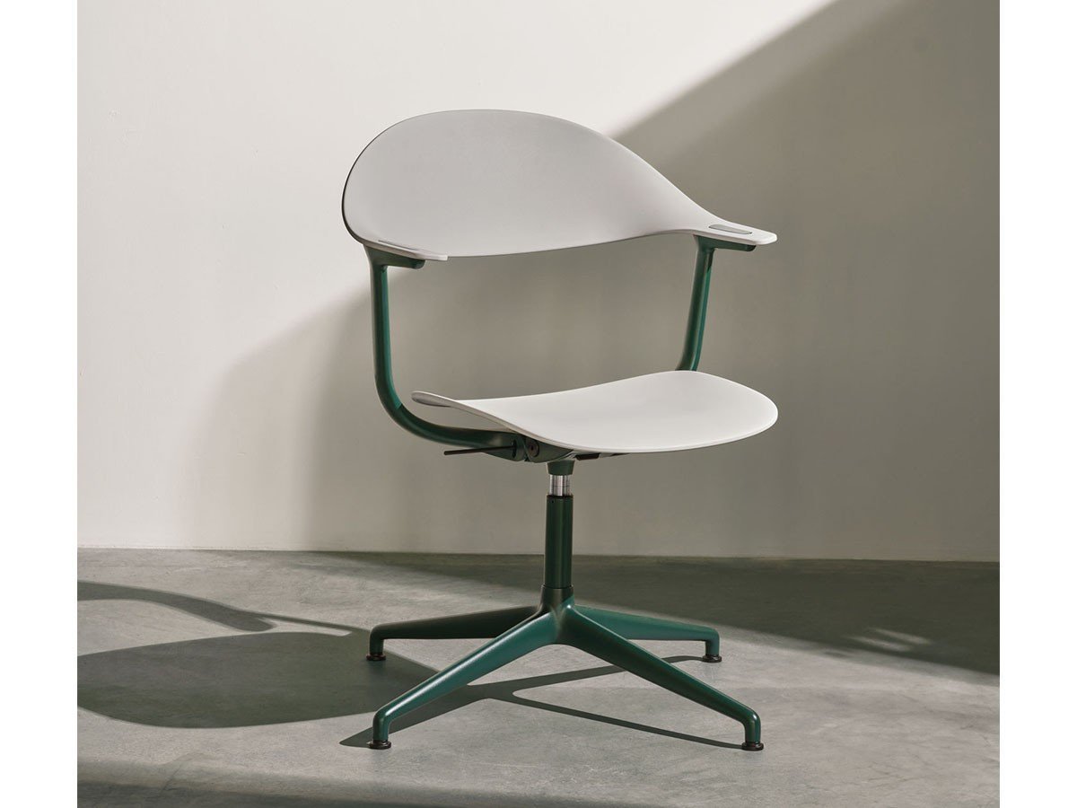 【ヴィトラ/Vitra / GOODS】のMynt / ミント プラスチック 4スターベース グライド インテリア・キッズ・メンズ・レディースファッション・服の通販 founy(ファニー) 　シンプル　Simple, Minimal　テーブル　Table, Dining Table　バランス　Balance, Style Balance　フォルム　Silhouette, Form　フランス　France, French　送料無料　Free Shipping　ビジネス 仕事 通勤　Business / Work / Commuting　ホーム・キャンプ・アウトドア・お取り寄せ　Home Living / Home & Lifestyle / Camping Gear / Outdoor Camping　家具・インテリア　Home Furniture & Interior. Stylish & Functional Living Spaces　チェア・椅子　Seating & Chairs　ダイニングチェア・木製チェア　Dining Chairs　ホーム・キャンプ・アウトドア・お取り寄せ　Home Living / Home & Lifestyle / Camping Gear / Outdoor Camping　家具・インテリア　Home Furniture & Interior. Stylish & Functional Living Spaces　チェア・椅子　Seating & Chairs　オフィスチェア・在宅ワーク用チェア　Office & Desk Chairs　シートグレー RE、フレーム / ベースボトルグリーン|ID: prp329100004927809 ipo3291000000036977321