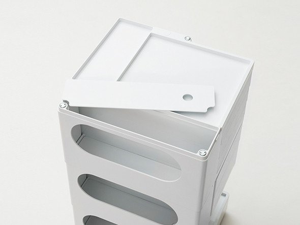 【ビーライン/B LINE / GOODS】のBoby Wagon / ボビーワゴン 4段5トレイ インテリア・キッズ・メンズ・レディースファッション・服の通販 founy(ファニー) 　イタリア　Italy　コレクション　Collection, Seasonal Line　デスク　Desk, Work Desk　ニューヨーク　New York, NYC Style　ポケット　Pocket, Pocket Detail　送料無料　Free Shipping　おすすめ　Recommended / Our Picks　ビジネス 仕事 通勤　Business / Work / Commuting　ホーム・キャンプ・アウトドア・お取り寄せ　Home Living / Home & Lifestyle / Camping Gear / Outdoor Camping　キッチン・ダイニング　Kitchen & Dining Essentials. Stylish & Functional Tableware　キッチン収納　Kitchen Storage　キッチン収納・食器棚・レンジ台　Kitchen Cabinet　天板の一部は取り外しができポスターなどの長いものの収納にもご使用できます。|ID: prp329100004927993 ipo3291000000036978904