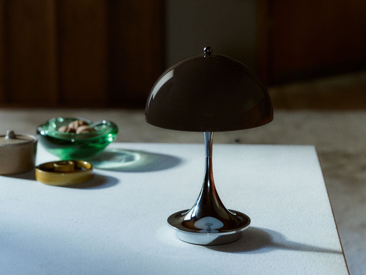 【ルイスポールセン/Louis Poulsen / GOODS】のPanthella 160 Portable V3 / パンテラ 160 ポータブル V3(オパール・クローム) インテリア・キッズ・メンズ・レディースファッション・服の通販 founy(ファニー) 　テーブル　Table, Dining Table　送料無料　Free Shipping　ホーム・キャンプ・アウトドア・お取り寄せ　Home Living / Home & Lifestyle / Camping Gear / Outdoor Camping　家具・インテリア　Home Furniture & Interior. Stylish & Functional Living Spaces　ライト・照明　Lamps & Lighting Fixtures　オパール・ブラウン・クローム|ID: prp329100004928362 ipo3291000000036982392