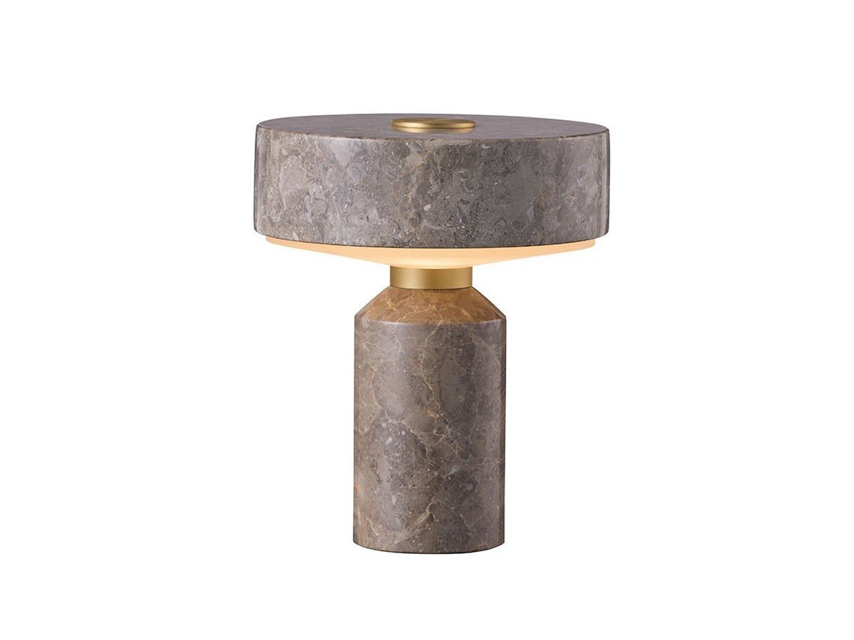 【フライミーパーラー/FLYMEe Parlor / GOODS】のPortable Lamp / ポータブルランプ #119969 インテリア・キッズ・メンズ・レディースファッション・服の通販 founy(ファニー) 　送料無料　Free Shipping　テーブル　Table, Dining Table　ホーム・キャンプ・アウトドア・お取り寄せ　Home Living / Home & Lifestyle / Camping Gear / Outdoor Camping　家具・インテリア　Home Furniture & Interior. Stylish & Functional Living Spaces　ライト・照明　Lamps & Lighting Fixtures　グレージュ|ID: prp329100004928486 ipo3291000000036983366