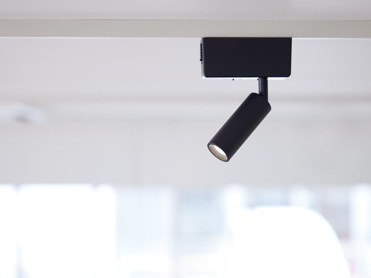 【アートワークスタジオ/ART WORK STUDIO / GOODS】のGrid Slim 1 Duct Down Light / グリッドスリム 1ダクトダウンライト 人気、トレンドファッション・服の通販 founy(ファニー) 　送料無料　Free Shipping　コンパクト　Compact, Small Size　スリム　Slim, Slim Fit　ダウン　Down, Puffer　ホーム・キャンプ・アウトドア・お取り寄せ　Home Living / Home & Lifestyle / Camping Gear / Outdoor Camping　家具・インテリア　Home Furniture & Interior. Stylish & Functional Living Spaces　ライト・照明　Lamps & Lighting Fixtures　 other-1|ID: prp329100004928495 ipo3291000000036983449