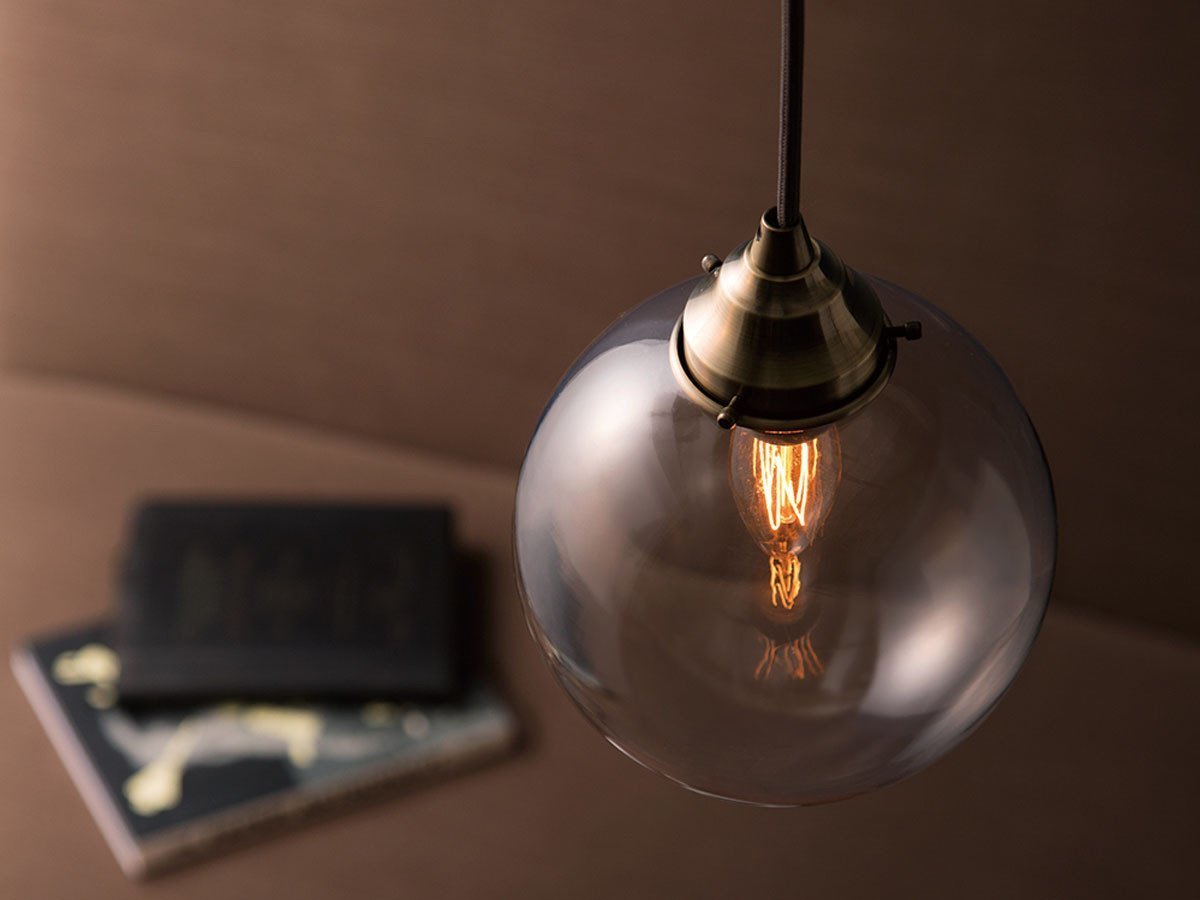 【フライミー ファクトリー/FLYMEe Factory / GOODS】のCUSTOM SERIES Basic Pendant Light × Tango / カスタムシリーズ ベーシックペンダントライト(口金E26) × タンゴ インテリア・キッズ・メンズ・レディースファッション・服の通販 founy(ファニー) 　送料無料　Free Shipping　ガラス　Glass, Glassware　シンプル　Simple, Minimal　ベーシック　Basic, Essential　定番　Standard, Basic Item　ホーム・キャンプ・アウトドア・お取り寄せ　Home Living / Home & Lifestyle / Camping Gear / Outdoor Camping　家具・インテリア　Home Furniture & Interior. Stylish & Functional Living Spaces　ライト・照明　Lamps & Lighting Fixtures　ペンダントライト・吊り下げ照明　Pendant Light / Hanging Light Fixture　器具本体:ビンテージメタル、シェード:クリア|ID: prp329100004928623 ipo3291000000036984867