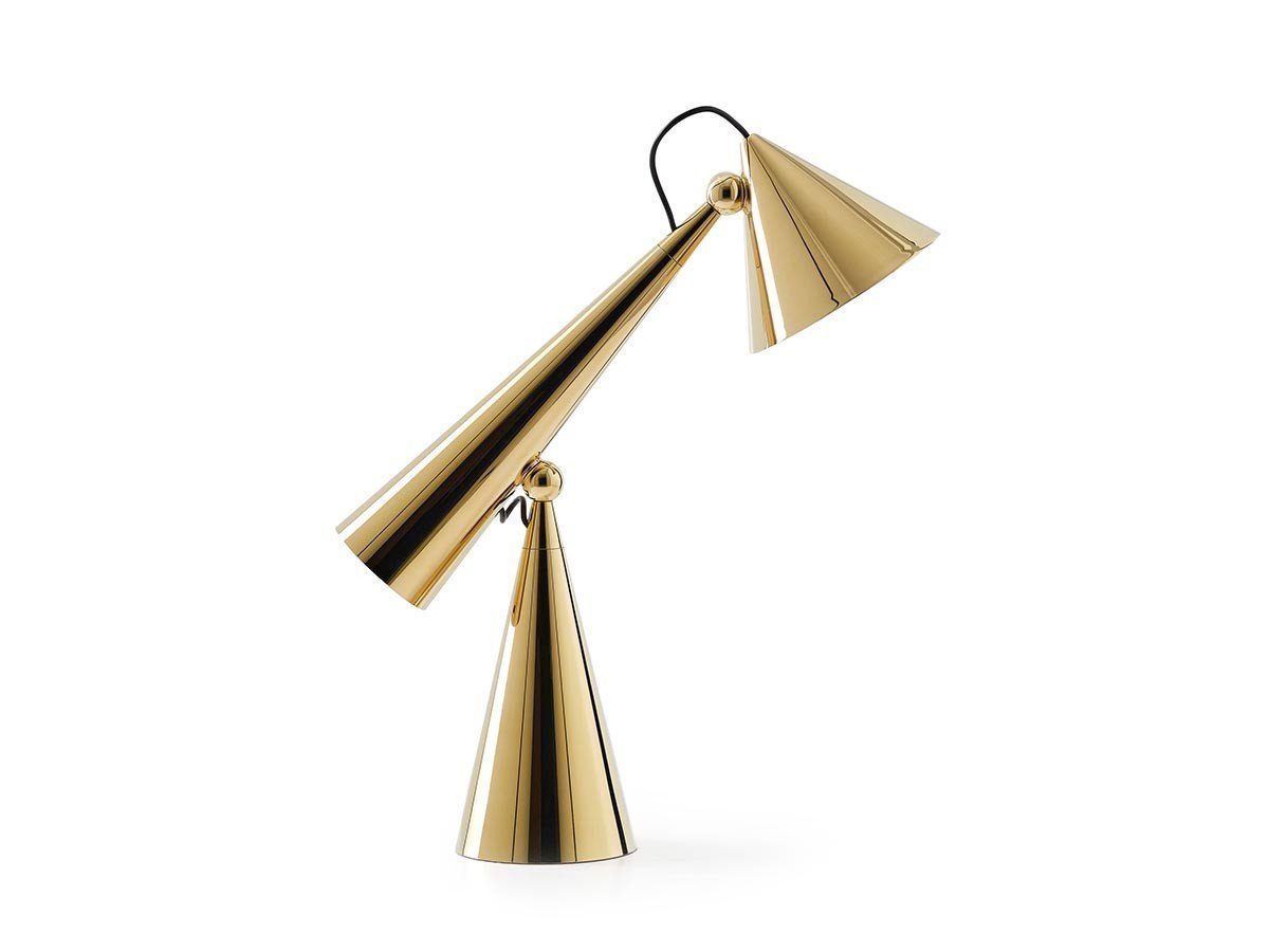 【トム ディクソン/Tom Dixon / GOODS】のPose Task Light / ポーズ タスクライト インテリア・キッズ・メンズ・レディースファッション・服の通販 founy(ファニー) 　送料無料　Free Shipping　クラシック　Classic, Timeless Style　デスク　Desk, Work Desk　フォルム　Silhouette, Form　モダン　Modern, Contemporary　ワーク　Workwear, Utility Style　ホーム・キャンプ・アウトドア・お取り寄せ　Home Living / Home & Lifestyle / Camping Gear / Outdoor Camping　家具・インテリア　Home Furniture & Interior. Stylish & Functional Living Spaces　ライト・照明　Lamps & Lighting Fixtures　デスクライト・卓上照明　Desk Lamp / Table Lamp / Study Light　ゴールド|ID: prp329100004928630 ipo3291000000036984946