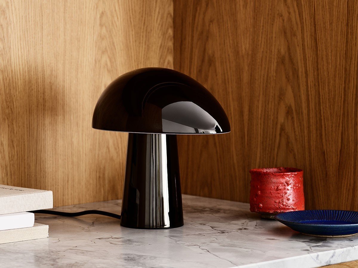 【フリッツ ハンセン/FRITZ HANSEN / GOODS】のNIGHT OWL / ナイト・オウル テーブルランプ(スチール) インテリア・キッズ・メンズ・レディースファッション・服の通販 founy(ファニー) 　コレクション　Collection, Seasonal Line　テーブル　Table, Dining Table　フォルム　Silhouette, Form　送料無料　Free Shipping　ホーム・キャンプ・アウトドア・お取り寄せ　Home Living / Home & Lifestyle / Camping Gear / Outdoor Camping　家具・インテリア　Home Furniture & Interior. Stylish & Functional Living Spaces　ライト・照明　Lamps & Lighting Fixtures　ブラックスチール|ID: prp329100004928673 ipo3291000000036985617