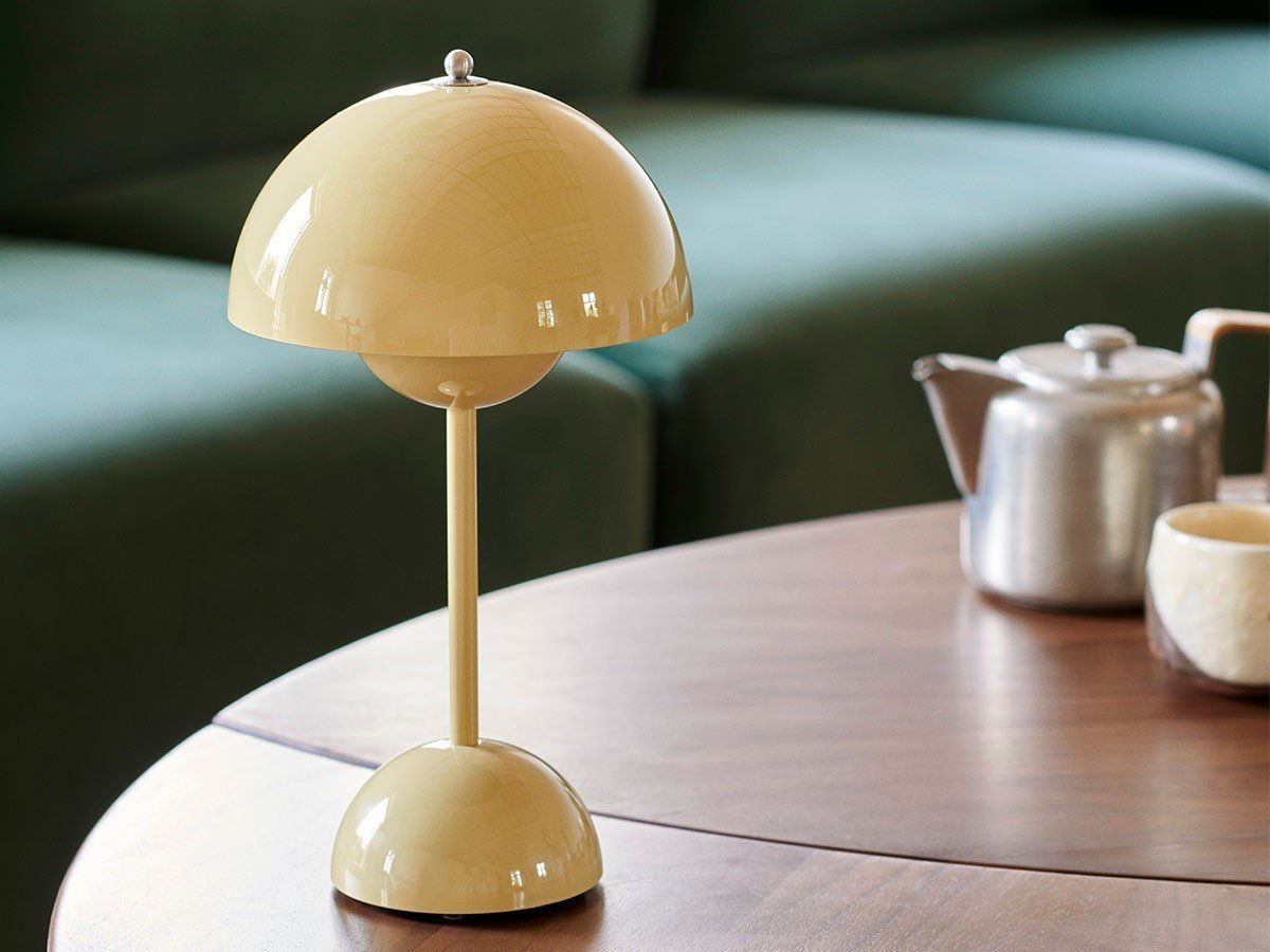 【アンドトラディション/&Tradition / GOODS】のFlowerpot VP9 / フラワーポット ポータブル VP9 インテリア・キッズ・メンズ・レディースファッション・服の通販 founy(ファニー) 　送料無料　Free Shipping　テーブル　Table, Dining Table　フラワー　Flower, Floral　軽量　Lightweight, Ultra Light　ホーム・キャンプ・アウトドア・お取り寄せ　Home Living / Home & Lifestyle / Camping Gear / Outdoor Camping　家具・インテリア　Home Furniture & Interior. Stylish & Functional Living Spaces　ライト・照明　Lamps & Lighting Fixtures　ペールサンド|ID: prp329100004928875 ipo3291000000036988273