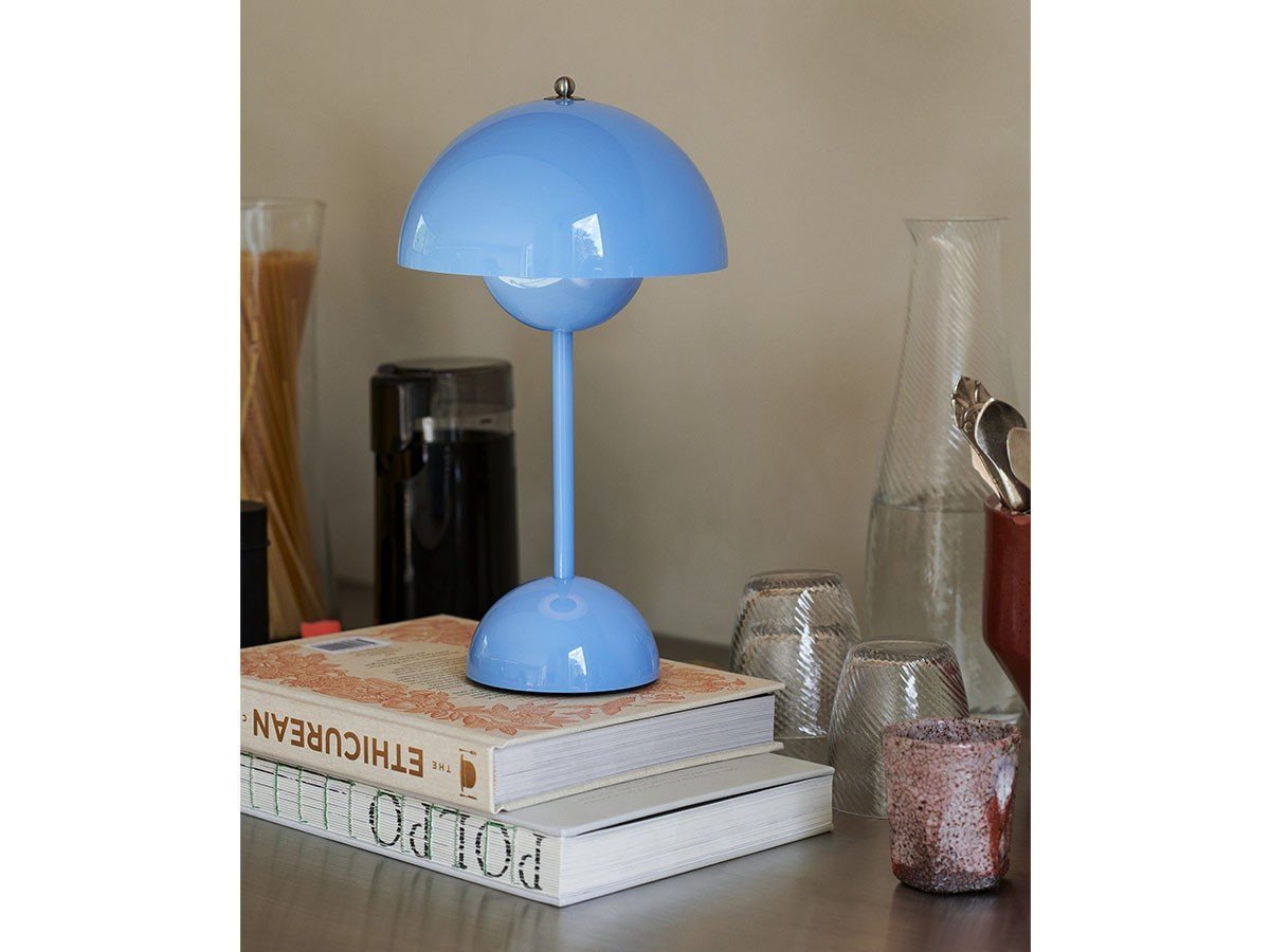 【アンドトラディション/&Tradition / GOODS】のFlowerpot VP9 / フラワーポット ポータブル VP9 インテリア・キッズ・メンズ・レディースファッション・服の通販 founy(ファニー) 　送料無料　Free Shipping　テーブル　Table, Dining Table　フラワー　Flower, Floral　軽量　Lightweight, Ultra Light　ホーム・キャンプ・アウトドア・お取り寄せ　Home Living / Home & Lifestyle / Camping Gear / Outdoor Camping　家具・インテリア　Home Furniture & Interior. Stylish & Functional Living Spaces　ライト・照明　Lamps & Lighting Fixtures　スイムブルー|ID: prp329100004928875 ipo3291000000036988279