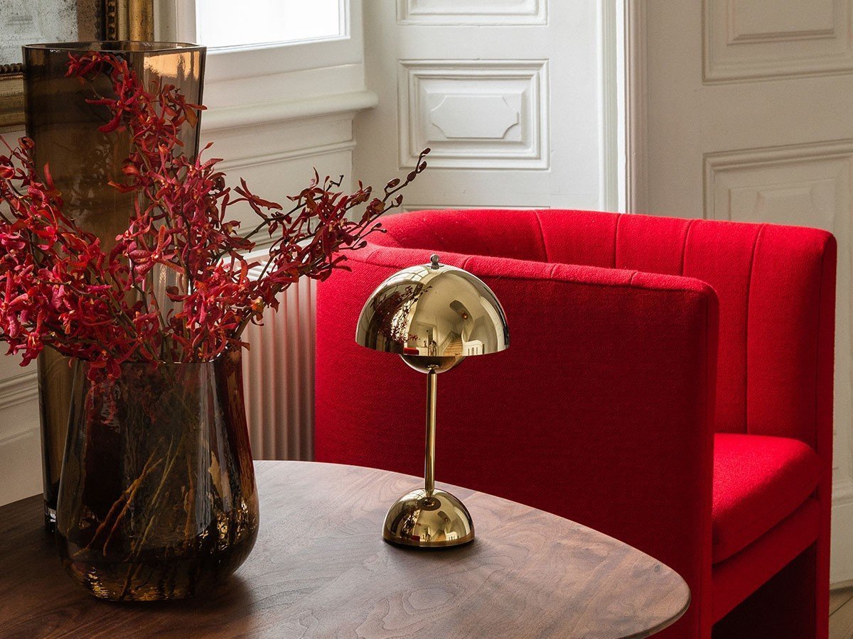 【アンドトラディション/&Tradition / GOODS】のFlowerpot VP9 / フラワーポット ポータブル VP9 インテリア・キッズ・メンズ・レディースファッション・服の通販 founy(ファニー) 　送料無料　Free Shipping　テーブル　Table, Dining Table　フラワー　Flower, Floral　軽量　Lightweight, Ultra Light　ホーム・キャンプ・アウトドア・お取り寄せ　Home Living / Home & Lifestyle / Camping Gear / Outdoor Camping　家具・インテリア　Home Furniture & Interior. Stylish & Functional Living Spaces　ライト・照明　Lamps & Lighting Fixtures　ブラスプレイテッド|ID: prp329100004928875 ipo3291000000036988287