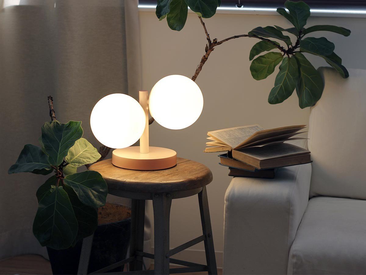 【フライミー ベーシック/FLYMEe BASIC / GOODS】のTABLE LAMP / テーブルランプ #115350 インテリア・キッズ・メンズ・レディースファッション・服の通販 founy(ファニー) 　送料無料　Free Shipping　アシンメトリー　Asymmetrical Style　ガラス　Glass, Glassware　テーブル　Table, Dining Table　デスク　Desk, Work Desk　フィット　Fit, Slim Fit　フォルム　Silhouette, Form　ホーム・キャンプ・アウトドア・お取り寄せ　Home Living / Home & Lifestyle / Camping Gear / Outdoor Camping　家具・インテリア　Home Furniture & Interior. Stylish & Functional Living Spaces　ライト・照明　Lamps & Lighting Fixtures　グレージュ|ID: prp329100004928909 ipo3291000000036988724