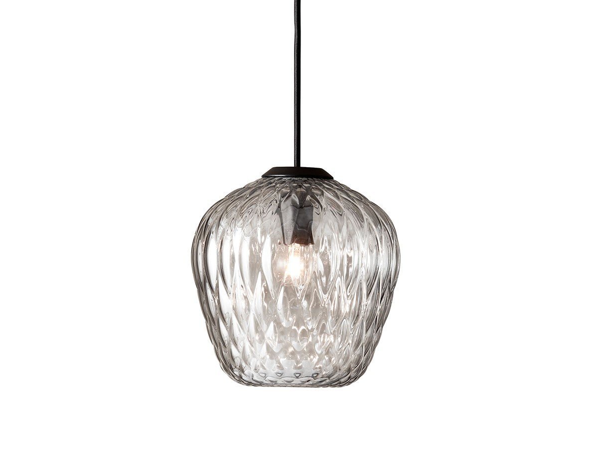 【アンドトラディション/&Tradition / GOODS】のBlown Pendant SW4 / ブロウン ペンダントライト SW4(シルバーリュストル) インテリア・キッズ・メンズ・レディースファッション・服の通販 founy(ファニー) 　送料無料　Free Shipping　ガラス　Glass, Glassware　キルト　Quilt, Quilted Fabric　パターン　Pattern, Design Print　ホーム・キャンプ・アウトドア・お取り寄せ　Home Living / Home & Lifestyle / Camping Gear / Outdoor Camping　家具・インテリア　Home Furniture & Interior. Stylish & Functional Living Spaces　ライト・照明　Lamps & Lighting Fixtures　ペンダントライト・吊り下げ照明　Pendant Light / Hanging Light Fixture　-|ID: prp329100004929360 ipo3291000000036993199
