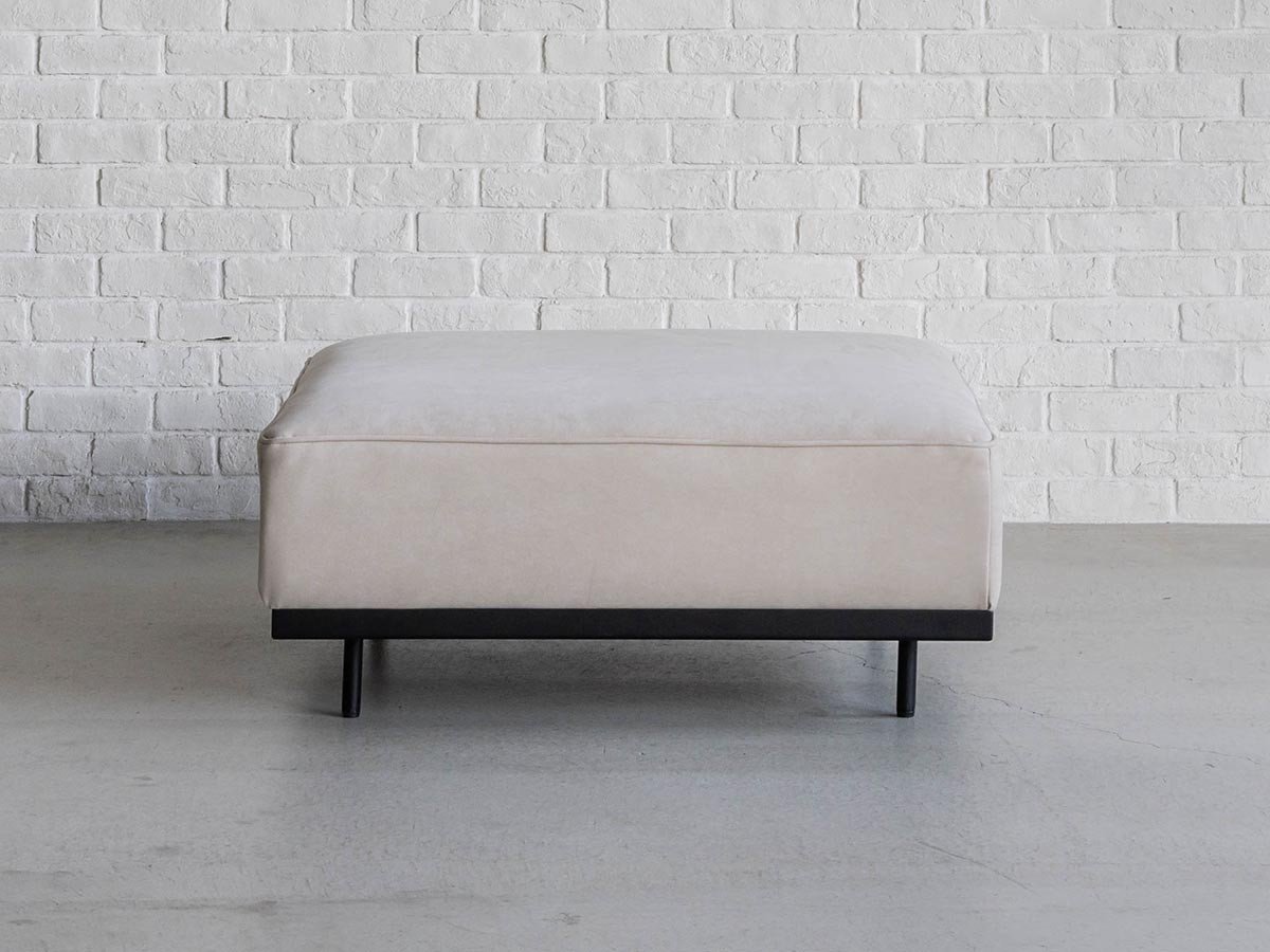 【オアシス/OASIS / GOODS】のGLOW SOFA / グロー ソファ スツールベース + 背クッション インテリア・キッズ・メンズ・レディースファッション・服の通販 founy(ファニー) 　クッション　Cushion, Throw Pillow　バランス　Balance, Style Balance　フラット　Flat, Flat Shoes　モコモコ　Fuzzy, Fluffy　モダン　Modern, Contemporary　ホーム・キャンプ・アウトドア・お取り寄せ　Home Living / Home & Lifestyle / Camping Gear / Outdoor Camping　家具・インテリア　Home Furniture & Interior. Stylish & Functional Living Spaces　ソファー　Couches & Sofas　ベース張地:クリーム(スウェード調)|ID: prp329100004929872 ipo3291000000036998344