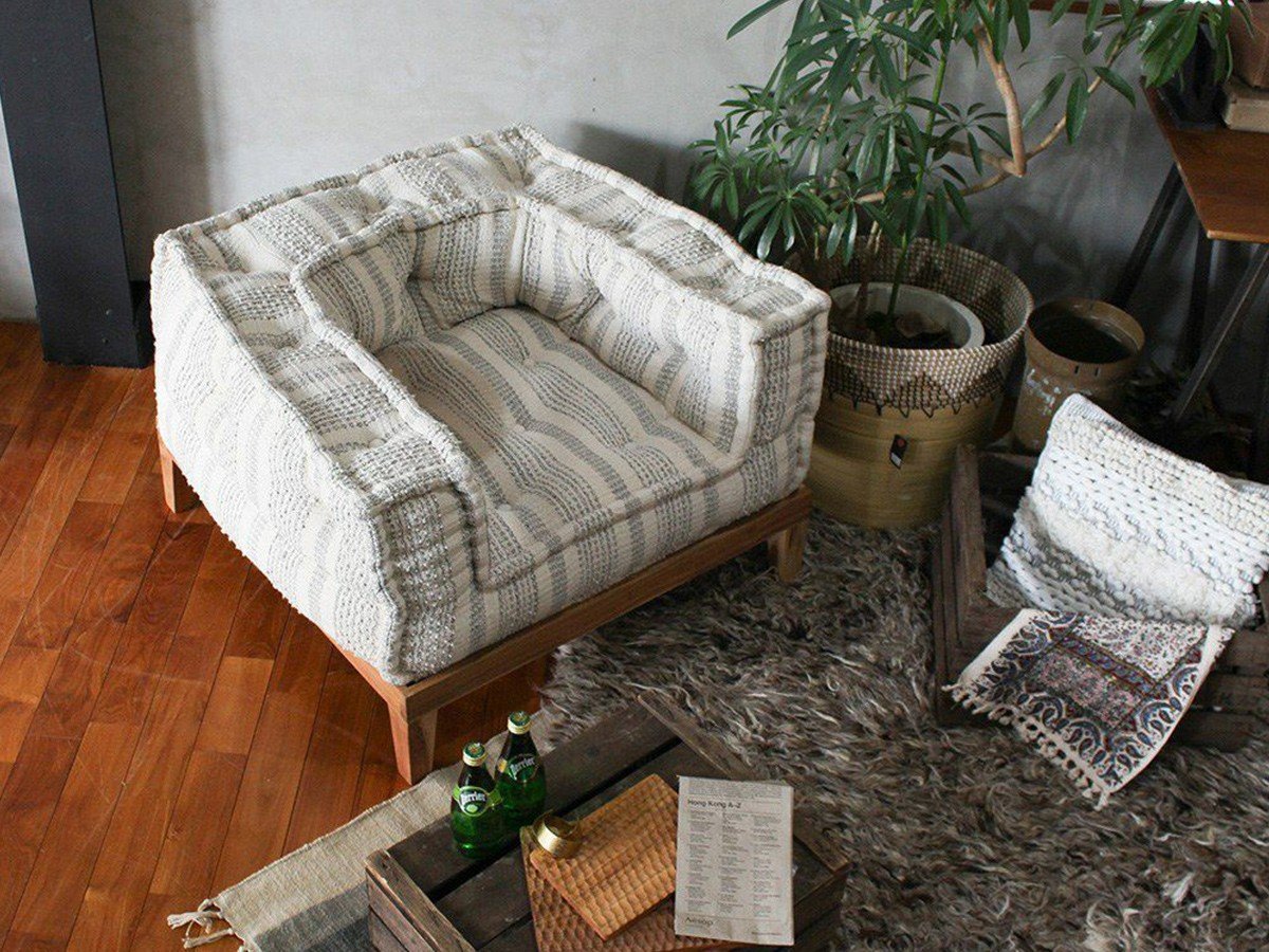 【アデペシュ/a.depeche / GOODS】のblock multi sofa U arm / ブロックマルチソファ Uアーム(LPFベージュ) インテリア・キッズ・メンズ・レディースファッション・服の通販 founy(ファニー) 　インド　Indian Textile　ウッド　Wooden Design　クッション　Cushion, Throw Pillow　シンプル　Simple, Minimal　ブロック　Block, Solid Block Pattern　ホーム・キャンプ・アウトドア・お取り寄せ　Home Living / Home & Lifestyle / Camping Gear / Outdoor Camping　家具・インテリア　Home Furniture & Interior. Stylish & Functional Living Spaces　ソファー　Couches & Sofas　別売りの「ウッドベース」を組み合わせると、座面高約40cmのソファとしてお使いになれます。|ID: prp329100004929940 ipo3291000000036999056