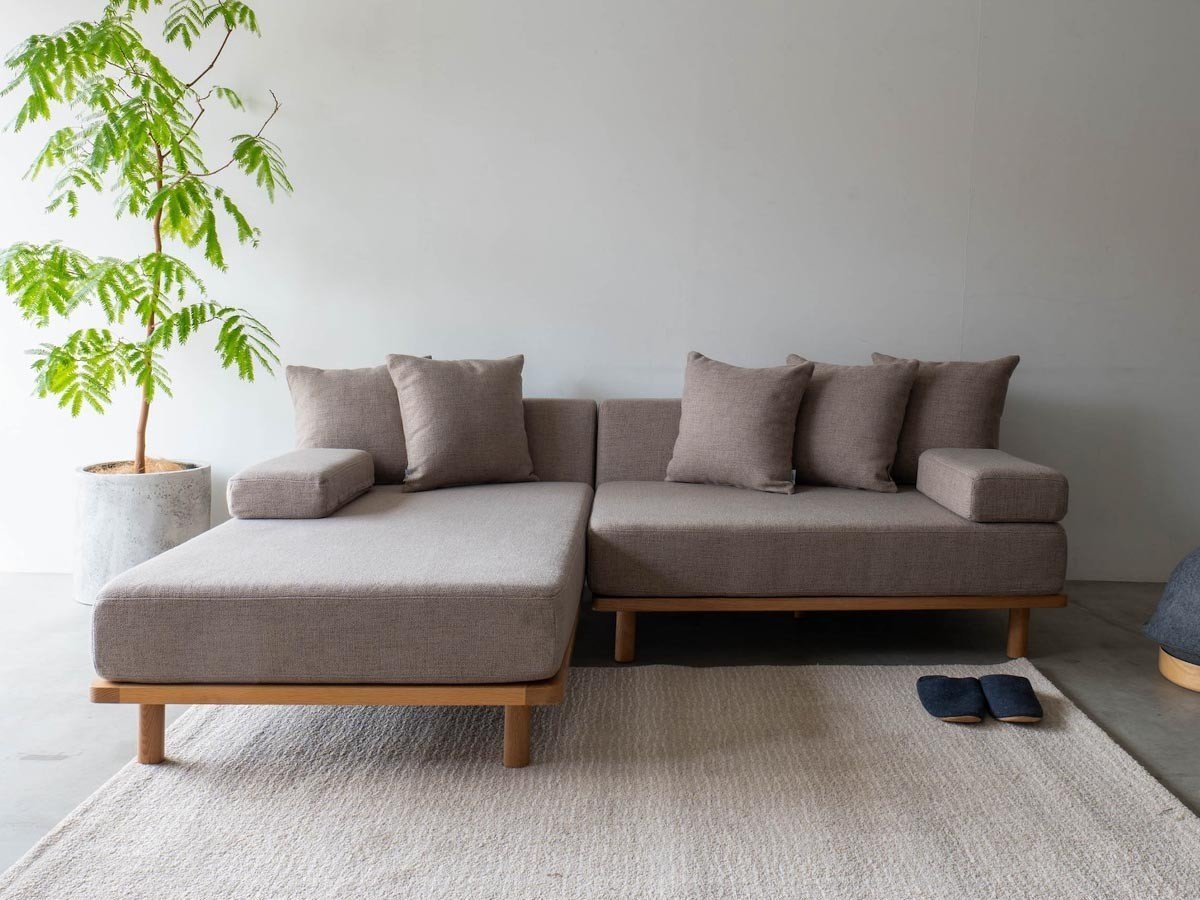 【フミ/Fumi / GOODS】のクッションでくつろぐソファ +pet / クッションでくつろぐソファ セミワイド + ロング(ペット対応生地) インテリア・キッズ・メンズ・レディースファッション・服の通販 founy(ファニー) 　クッション　Cushion, Throw Pillow　シンプル　Simple, Minimal　スマート　Smart, Elegant　ロング　Long, Long-Length　ワイド　Wide, Wide Fit　ワーク　Workwear, Utility Style　ホーム・キャンプ・アウトドア・お取り寄せ　Home Living / Home & Lifestyle / Camping Gear / Outdoor Camping　家具・インテリア　Home Furniture & Interior. Stylish & Functional Living Spaces　その他 インテリア雑貨、家具　Home Decor & Furniture Extras　参考イメージ|ID: prp329100004929975 ipo3291000000036999486