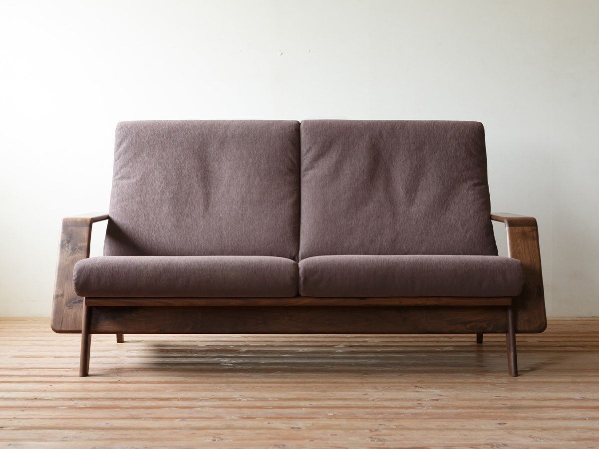 【丸庄/MARUSHO / GOODS】のVIBORG Sofa 178 / ヴィボー ソファー 178 インテリア・キッズ・メンズ・レディースファッション・服の通販 founy(ファニー) 　クッション　Cushion, Throw Pillow　ホーム・キャンプ・アウトドア・お取り寄せ　Home Living / Home & Lifestyle / Camping Gear / Outdoor Camping　家具・インテリア　Home Furniture & Interior. Stylish & Functional Living Spaces　ソファー　Couches & Sofas　ウッド:ウォールナット|ID: prp329100004930092 ipo3291000000037000895