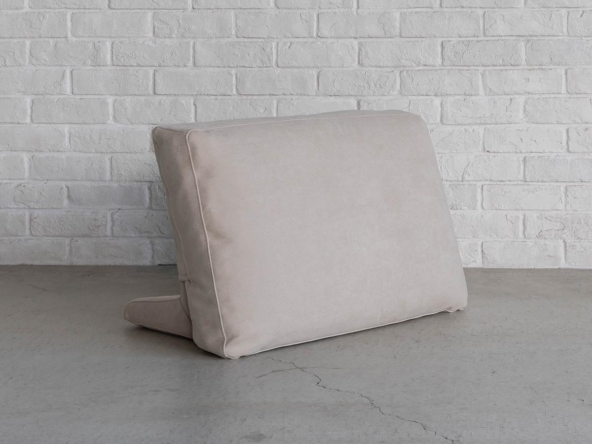 【オアシス/OASIS / GOODS】のGLOW SOFA / グロー ソファ 2人掛けベース + 背クッション2点 インテリア・キッズ・メンズ・レディースファッション・服の通販 founy(ファニー) 　クッション　Cushion, Throw Pillow　バランス　Balance, Style Balance　フラット　Flat, Flat Shoes　モコモコ　Fuzzy, Fluffy　モダン　Modern, Contemporary　ホーム・キャンプ・アウトドア・お取り寄せ　Home Living / Home & Lifestyle / Camping Gear / Outdoor Camping　家具・インテリア　Home Furniture & Interior. Stylish & Functional Living Spaces　ソファー　Couches & Sofas　背クッション張地:クリーム(スウェード調)|ID: prp329100004930479 ipo3291000000037005037