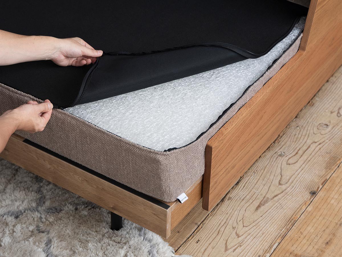 【イージーライフ/Easy Life / GOODS】のHUSKY SOFA BED / ハスキー ソファベッド スエード調 インテリア・キッズ・メンズ・レディースファッション・服の通販 founy(ファニー) 　クッション　Cushion, Throw Pillow　スマート　Smart, Elegant　フレーム　Frame, Outline　モダン　Modern, Contemporary　エレガント 上品　Elegant　ホーム・キャンプ・アウトドア・お取り寄せ　Home Living / Home & Lifestyle / Camping Gear / Outdoor Camping　家具・インテリア　Home Furniture & Interior. Stylish & Functional Living Spaces　ソファー　Couches & Sofas　参考イメージ|ID: prp329100004930492 ipo3291000000037005186