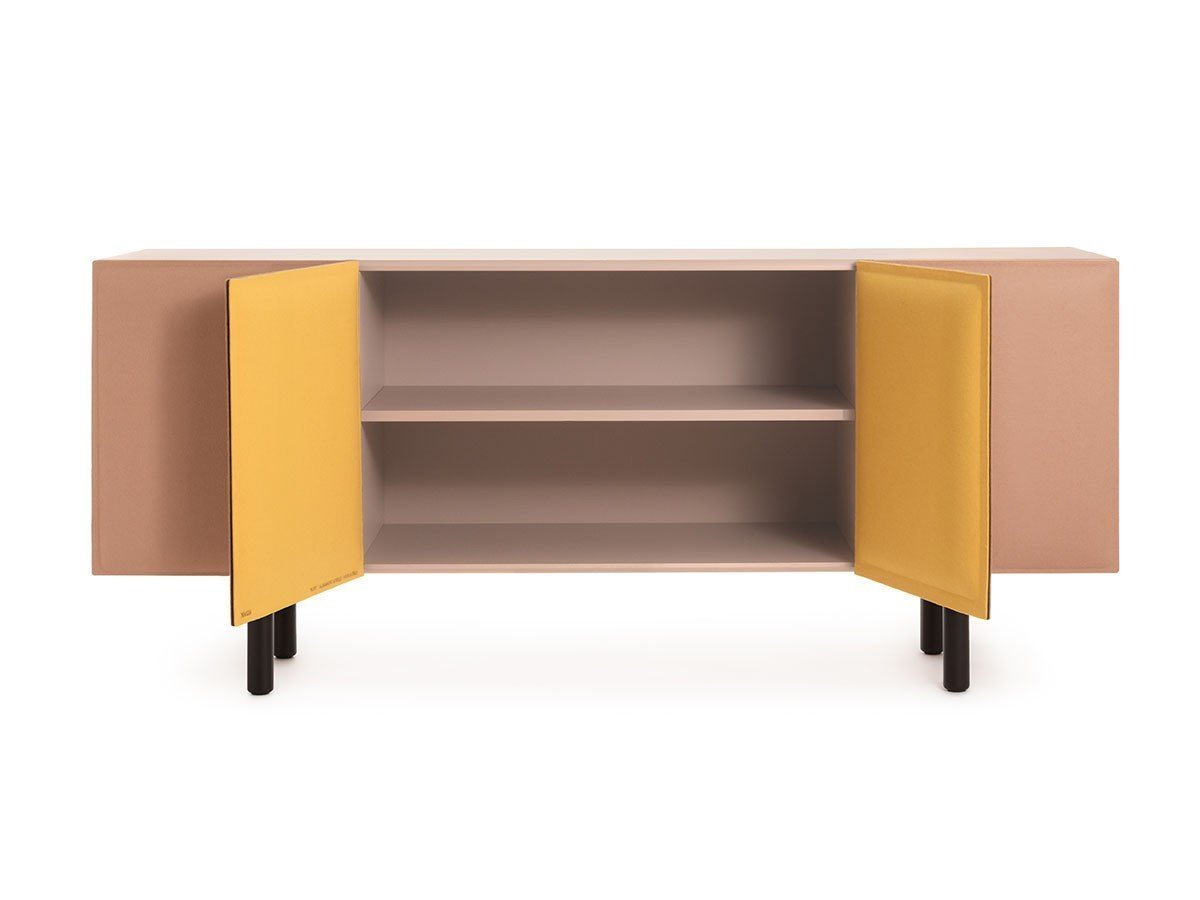 【マジス/MAGIS / GOODS】のTACITO SIDEBOARD / タチト サイドボード インテリア・キッズ・メンズ・レディースファッション・服の通販 founy(ファニー) 　イタリア　Italy　ファブリック　Fabric, Textile　マグネット　Magnet, Magnetic Closure　ミラノ　Milano Style, Italian-Inspired　ホーム・キャンプ・アウトドア・お取り寄せ　Home Living / Home & Lifestyle / Camping Gear / Outdoor Camping　家具・インテリア　Home Furniture & Interior. Stylish & Functional Living Spaces　収納家具・キャビネット　Storage Furniture　サイドボード・リビング収納　Cabinet / Storage Cabinet　本体(扉)ブラッシュ(ブラッシュ / イエロー)|ID: prp329100004930848 ipo3291000000037008531