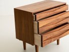 【カーフ/karf / GOODS】のSlope Open Top Cabinet / スロープ オープントップ キャビネット 引出しの上段は浅め、中段と下段は深めに設計されています。|ID: prp329100004931134 ipo3291000000037011203