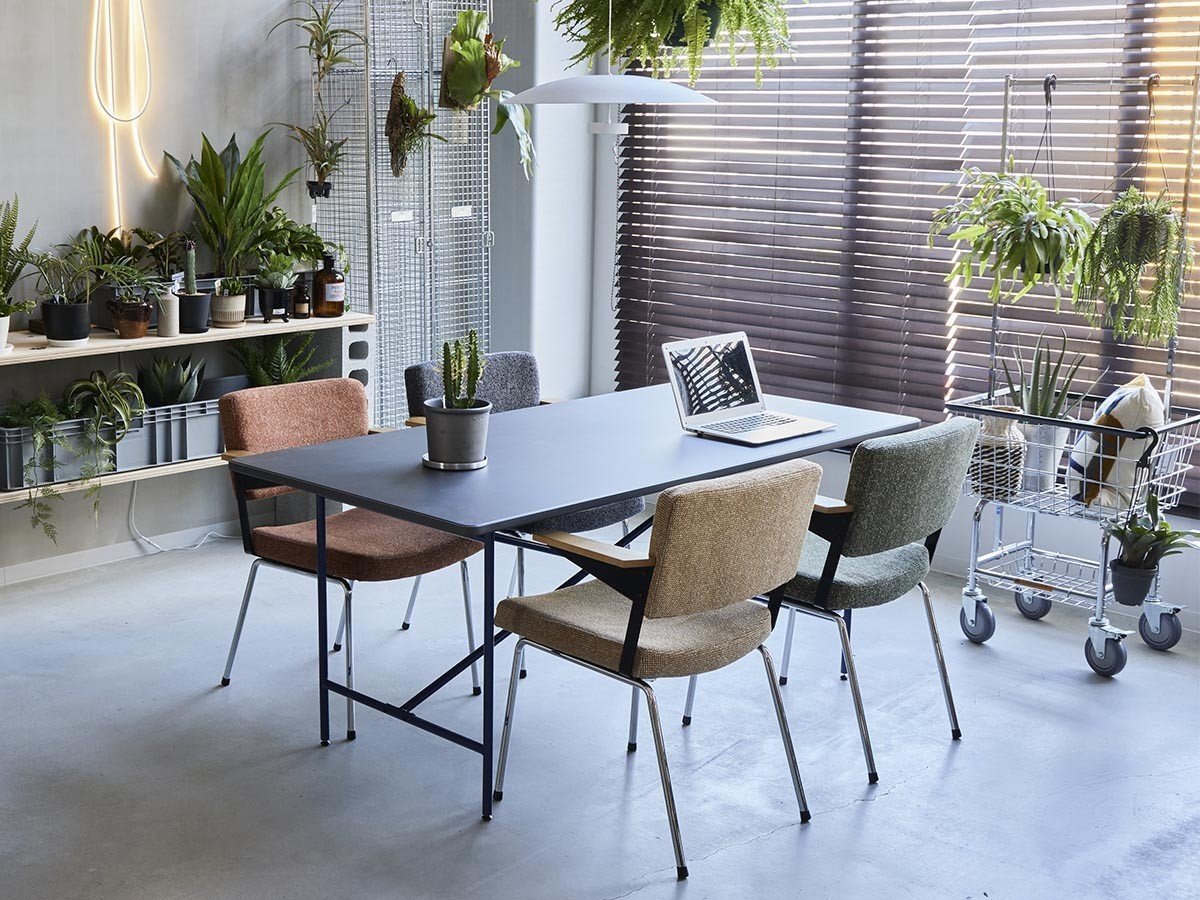 【ボンド/bond / GOODS】のMONO Dining Table / モノ ダイニングテーブル インテリア・キッズ・メンズ・レディースファッション・服の通販 founy(ファニー) 　シンプル　Simple, Minimal　テーブル　Table, Dining Table　フレーム　Frame, Outline　ランダム　Random, Irregular　ホーム・キャンプ・アウトドア・お取り寄せ　Home Living / Home & Lifestyle / Camping Gear / Outdoor Camping　家具・インテリア　Home Furniture & Interior. Stylish & Functional Living Spaces　テーブル　Dining, Coffee & Side Tables　ダイニングテーブル・食卓テーブル　Dining Tables　天板:MDF(コンフォートマット塗装)、脚部ネイビー、サイズ:幅150cm|ID: prp329100004931353 ipo3291000000037013060