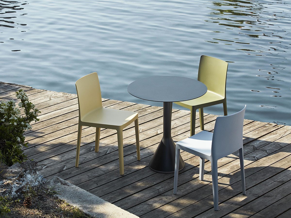 【ヘイ/HAY / GOODS】のPALISSADE CONE TABLE / パリセイド コーンテーブル Φ70 インテリア・キッズ・メンズ・レディースファッション・服の通販 founy(ファニー) 　エレガント 上品　Elegant　コレクション　Collection, Seasonal Line　コンパクト　Compact, Small Size　テーブル　Table, Dining Table　フランス　France, French　ラウンド　Round, Round Neck　ホーム・キャンプ・アウトドア・お取り寄せ　Home Living / Home & Lifestyle / Camping Gear / Outdoor Camping　家具・インテリア　Home Furniture & Interior. Stylish & Functional Living Spaces　テーブル　Dining, Coffee & Side Tables　カフェテーブル・丸型テーブル　Cafe & Bistro Tables　参考商品|ID: prp329100004931519 ipo3291000000037014462