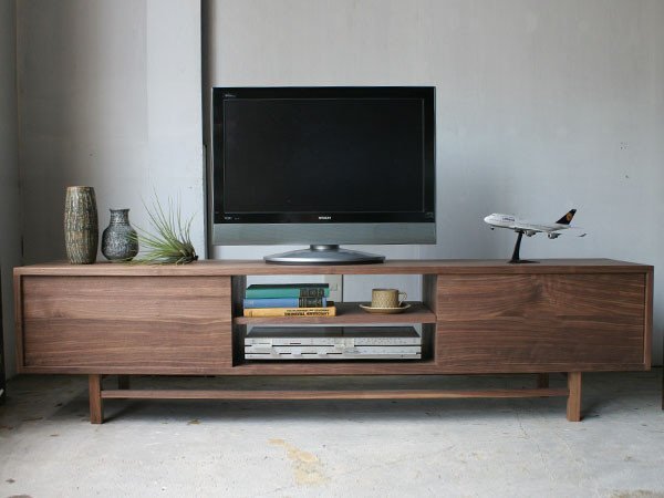 【グリニッチ オリジナル ファニチャー/greeniche original furniture / GOODS】のAV Board 1800 / AVボード 1800 インテリア・キッズ・メンズ・レディースファッション・服の通販 founy(ファニー) 　シンプル　Simple, Minimal　スマート　Smart, Elegant　フラット　Flat, Flat Shoes　ホーム・キャンプ・アウトドア・お取り寄せ　Home Living / Home & Lifestyle / Camping Gear / Outdoor Camping　家具・インテリア　Home Furniture & Interior. Stylish & Functional Living Spaces　テレビボード・テレビ台　TV Cabinets & Consoles　テレビ台・TVボード　Tv Board　ウッド:ウォルナット|ID: prp329100004932563 ipo3291000000037022290