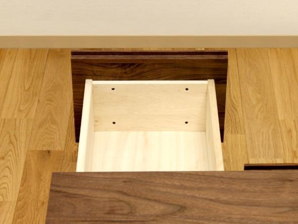 【フライミー ヴェール/FLYMEe vert / GOODS】のTV BOARD / テレビボード #15501 インテリア・キッズ・メンズ・レディースファッション・服の通販 founy(ファニー) 　ガラス　Glass, Glassware　フラップ　Flap, Flap Pocket　ベーシック　Basic, Essential　モダン　Modern, Contemporary　ホーム・キャンプ・アウトドア・お取り寄せ　Home Living / Home & Lifestyle / Camping Gear / Outdoor Camping　家具・インテリア　Home Furniture & Interior. Stylish & Functional Living Spaces　テレビボード・テレビ台　TV Cabinets & Consoles　テレビ台・TVボード　Tv Board　引出しは桐材を箱組みした後にウォールナット材を裏からネジで固定、頑丈な作りになっています。|ID: prp329100004932593 ipo3291000000037022506