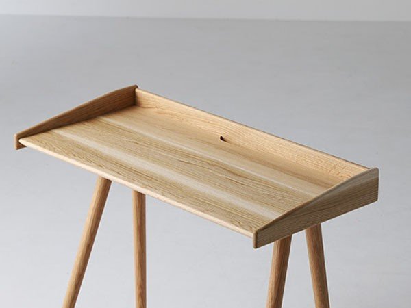 【日進木工/NISSHIN MOKKOU / GOODS】のTOY Desk / トイ デスク インテリア・キッズ・メンズ・レディースファッション・服の通販 founy(ファニー) 　軽量　Lightweight, Ultra Light　デスク　Desk, Work Desk　送料無料　Free Shipping　ホーム・キャンプ・アウトドア・お取り寄せ　Home Living / Home & Lifestyle / Camping Gear / Outdoor Camping　家具・インテリア　Home Furniture & Interior. Stylish & Functional Living Spaces　その他 インテリア雑貨、家具　Home Decor & Furniture Extras　「トイ」シリーズでは、国産小径木と板取りで残った辺材を丁寧に製材したオーク材を使用し、資源を大切にし|ID: prp329100004938822 ipo3291000000037060421