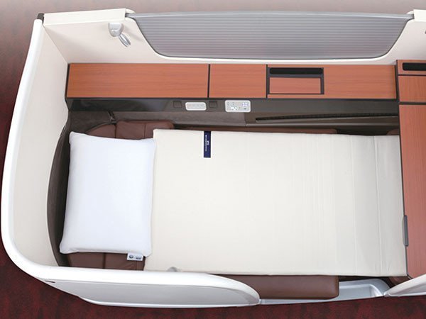 【エアウィーヴ/airweave / GOODS】のairweave mattress topper 1.0 / エアウィーヴ マットレストッパー 1.0 インテリア・キッズ・メンズ・レディースファッション・服の通販 founy(ファニー) 　イタリア　Italy　キルト　Quilt, Quilted Fabric　トッパー　Topper, Light Cardigan　冬　Winter / This Winter　送料無料　Free Shipping　夏　Summer　ホーム・キャンプ・アウトドア・お取り寄せ　Home Living / Home & Lifestyle / Camping Gear / Outdoor Camping　家具・インテリア　Home Furniture & Interior. Stylish & Functional Living Spaces　その他 インテリア雑貨、家具　Home Decor & Furniture Extras　airweaveのマットレストッパーは、JAL国際線のファーストクラス・ビジネスクラスをはじめ、全国|ID: prp329100004938869 ipo3291000000037060933