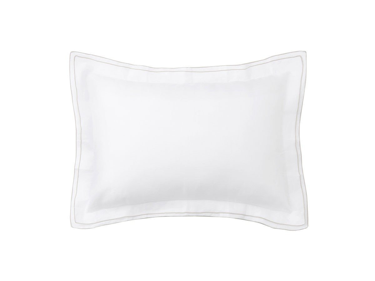 【ホテルライクインテリア/HOTEL LIKE INTERIOR / GOODS】のEuropean Linen / ヨーロピアンリネン トリム ピローケース 包み型 スタンダード インテリア・キッズ・メンズ・レディースファッション・服の通販 founy(ファニー) 　スタンダード　Standard, Basic　ダブル　Double, Double-Breasted　リネン　Linen, Linen Fabric　エレガント 上品　Elegant　ホーム・キャンプ・アウトドア・お取り寄せ　Home Living / Home & Lifestyle / Camping Gear / Outdoor Camping　家具・インテリア　Home Furniture & Interior. Stylish & Functional Living Spaces　その他 インテリア雑貨、家具　Home Decor & Furniture Extras　ホワイト|ID: prp329100004938870 ipo3291000000037060937