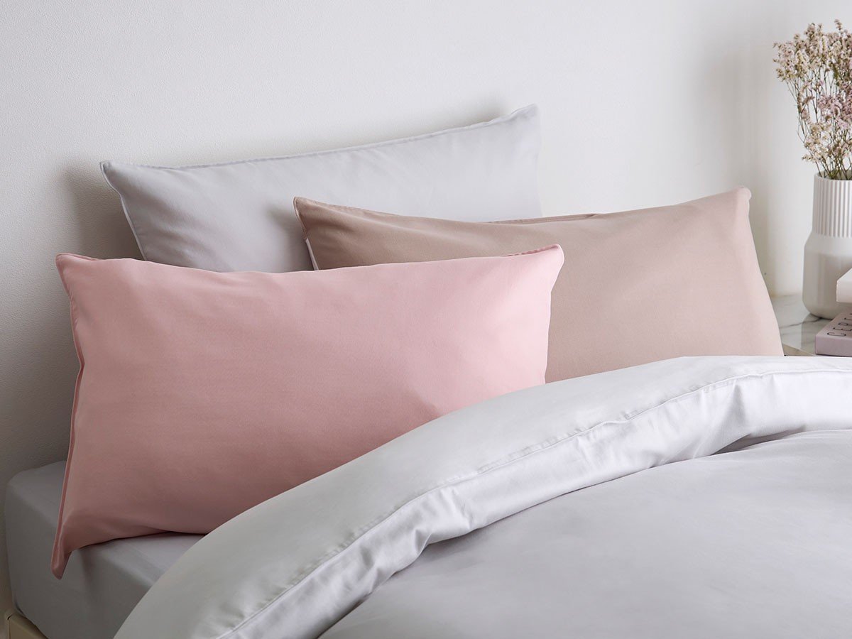 【ニューミン/newmine / GOODS】のnewmine cosmetics / ニューミン コスメティックス ピローケース NM3659 インテリア・キッズ・メンズ・レディースファッション・服の通販 founy(ファニー) 　サテン　Satin, Glossy Fabric　ホーム・キャンプ・アウトドア・お取り寄せ　Home Living / Home & Lifestyle / Camping Gear / Outdoor Camping　家具・インテリア　Home Furniture & Interior. Stylish & Functional Living Spaces　その他 インテリア雑貨、家具　Home Decor & Furniture Extras　-|ID: prp329100004938911 ipo3291000000037061225