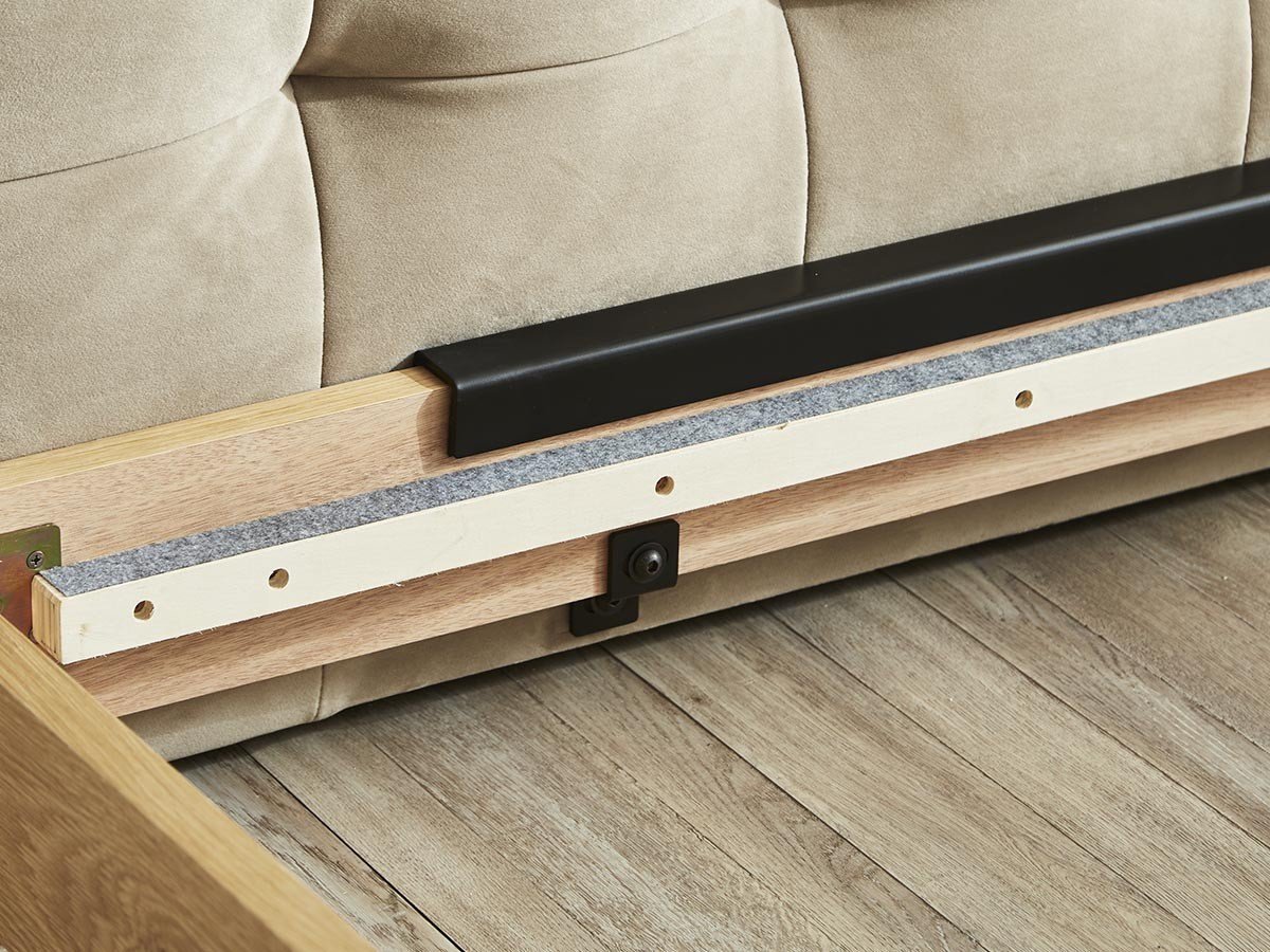 【インルーム/InRoom / GOODS】のNATARISU BED / ナタリス ベッドフレーム 木脚 インテリア・キッズ・メンズ・レディースファッション・服の通販 founy(ファニー) 　ウッド　Wooden Design　クッション　Cushion, Throw Pillow　シンプル　Simple, Minimal　スプリング　Spring, Spring Collection　ダブル　Double, Double-Breasted　フレーム　Frame, Outline　ベルベット　Velvet, Velvety　ホーム・キャンプ・アウトドア・お取り寄せ　Home Living / Home & Lifestyle / Camping Gear / Outdoor Camping　家具・インテリア　Home Furniture & Interior. Stylish & Functional Living Spaces　ベッド　Modern Beds for Every Room　シングルベッド・1人用ベッド　Single Bed　ホーム・キャンプ・アウトドア・お取り寄せ　Home Living / Home & Lifestyle / Camping Gear / Outdoor Camping　家具・インテリア　Home Furniture & Interior. Stylish & Functional Living Spaces　ベッド　Modern Beds for Every Room　セミダブルベッド　Small Double Bed / Three-Quarter Bed　ホーム・キャンプ・アウトドア・お取り寄せ　Home Living / Home & Lifestyle / Camping Gear / Outdoor Camping　家具・インテリア　Home Furniture & Interior. Stylish & Functional Living Spaces　ベッド　Modern Beds for Every Room　ダブルベッド・2人用ベッド　Double Bed / Full Size Bed　クッションボードはベッドフレームへ引掛けた上で専用ボトルで固定するため、安定感があります。|ID: prp329100004939079 ipo3291000000037062867