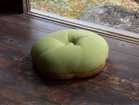 【酒見椅子店/SAKEMI ISUTEN / GOODS】のZa monaca / 座 モナカ 座面タイプ:椿(抹茶)、ウッド:センダン|ID: prp329100004939516 ipo3291000000037106918