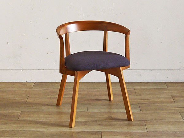 【プーロ/PURO / GOODS】のARM CHAIR / アームチェア インテリア・キッズ・メンズ・レディースファッション・服の通販 founy(ファニー) 　スプリング　Spring, Spring Collection　タオル　Towel, Bath Towel　ファブリック　Fabric, Textile　フォーム　Form　フランス　France, French　フレーム　Frame, Outline　モダン　Modern, Contemporary　送料無料　Free Shipping　ホーム・キャンプ・アウトドア・お取り寄せ　Home Living / Home & Lifestyle / Camping Gear / Outdoor Camping　家具・インテリア　Home Furniture & Interior. Stylish & Functional Living Spaces　チェア・椅子　Seating & Chairs　ダイニングチェア・木製チェア　Dining Chairs　ホーム・キャンプ・アウトドア・お取り寄せ　Home Living / Home & Lifestyle / Camping Gear / Outdoor Camping　家具・インテリア　Home Furniture & Interior. Stylish & Functional Living Spaces　チェア・椅子　Seating & Chairs　アームチェア・アクセントチェア　Armchairs & Accent Chairs　張地:プラム|ID: prp329100004939522 ipo3291000000037066214