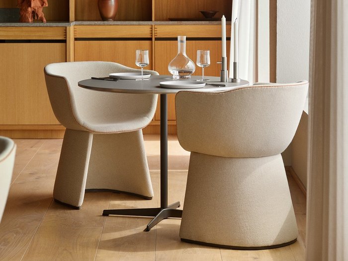 【フリッツ ハンセン/FRITZ HANSEN / GOODS】のMONOLIT / モノリット ダイニングチェア レザーパイピングあり CM221 インテリア・キッズ・メンズ・レディースファッション・服の通販 founy(ファウニー) https://founy.com/ パイピング Piping, Trim Design フォルム Silhouette, Form 送料無料 Free Shipping ホーム・キャンプ・アウトドア・お取り寄せ Home Living / Home & Lifestyle / Camping Gear / Outdoor Camping 家具・インテリア Home Furniture & Interior. Stylish & Functional Living Spaces チェア・椅子 Seating & Chairs ダイニングチェア・木製チェア Dining Chairs |ID: prp329100004939614 ipo3291000000037259465