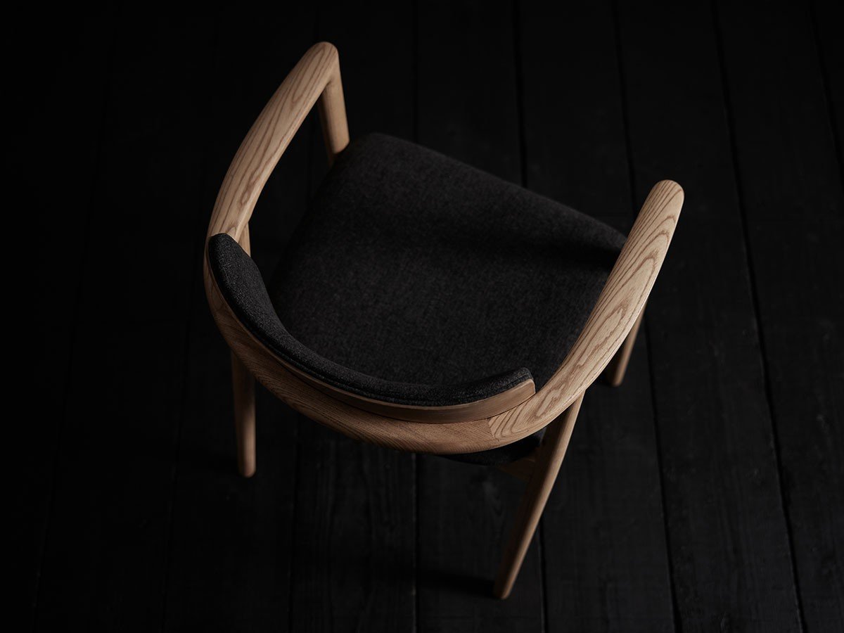 【ノル/NOR / CRASH GATE / GOODS】のMALTA CHAIR / マルタ チェア インテリア・キッズ・メンズ・レディースファッション・服の通販 founy(ファニー) 　なめらか　Smooth, Silky Texture　オイル　Body Oil　ファブリック　Fabric, Textile　フォルム　Silhouette, Form　フレーム　Frame, Outline　ホーム・キャンプ・アウトドア・お取り寄せ　Home Living / Home & Lifestyle / Camping Gear / Outdoor Camping　家具・インテリア　Home Furniture & Interior. Stylish & Functional Living Spaces　チェア・椅子　Seating & Chairs　ダイニングチェア・木製チェア　Dining Chairs　張地:ダークグレー|ID: prp329100004939643 ipo3291000000037067858