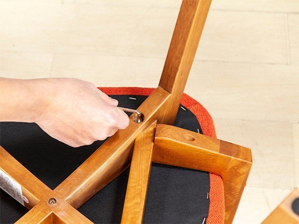 【プーロ/PURO / GOODS】のSIDE CHAIR / サイドチェア インテリア・キッズ・メンズ・レディースファッション・服の通販 founy(ファニー) 　スプリング　Spring, Spring Collection　タオル　Towel, Bath Towel　デスク　Desk, Work Desk　ファブリック　Fabric, Textile　フォーム　Form　フランス　France, French　フレーム　Frame, Outline　モダン　Modern, Contemporary　送料無料　Free Shipping　おすすめ　Recommended / Our Picks　ホーム・キャンプ・アウトドア・お取り寄せ　Home Living / Home & Lifestyle / Camping Gear / Outdoor Camping　家具・インテリア　Home Furniture & Interior. Stylish & Functional Living Spaces　チェア・椅子　Seating & Chairs　ダイニングチェア・木製チェア　Dining Chairs　参考イメージ|ID: prp329100004939674 ipo3291000000037068237