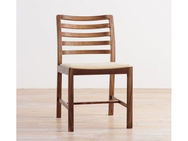 【広松木工/Hiromatsu Furniture / GOODS】のCORNICE / コルニーチェ サイドチェア インテリア・キッズ・メンズ・レディースファッション・服の通販 founy(ファニー) 　送料無料　Free Shipping　シンプル　Simple, Minimal　テーブル　Table, Dining Table　デスク　Desk, Work Desk　ファブリック　Fabric, Textile　ベーシック　Basic, Essential　リネン　Linen, Linen Fabric　ホーム・キャンプ・アウトドア・お取り寄せ　Home Living / Home & Lifestyle / Camping Gear / Outdoor Camping　家具・インテリア　Home Furniture & Interior. Stylish & Functional Living Spaces　チェア・椅子　Seating & Chairs　ダイニングチェア・木製チェア　Dining Chairs　フレーム:ウォールナット、カバー張地:ベージュ / BE(ピエトラ)|ID: prp329100004939706 ipo3291000000037068642