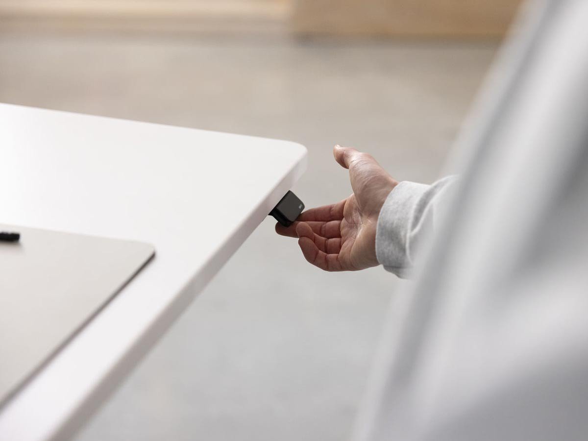 【ヴィトラ/Vitra / GOODS】のTyde 2 Home Desk Barrel-shaped / タイド 2 ホームデスク バレル インテリア・キッズ・メンズ・レディースファッション・服の通販 founy(ファニー) 　デスク　Desk, Work Desk　フォルム　Silhouette, Form　フランス　France, French　ホーム・キャンプ・アウトドア・お取り寄せ　Home Living / Home & Lifestyle / Camping Gear / Outdoor Camping　家具・インテリア　Home Furniture & Interior. Stylish & Functional Living Spaces　その他 インテリア雑貨、家具　Home Decor & Furniture Extras　レバースイッチで操作が可能です。|ID: prp329100004939774 ipo3291000000037069206