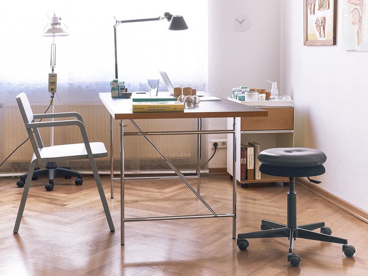 【リチャード ランパート/RICHARD LAMPERT / GOODS】のEiermann Table 2 / アイアーマン テーブル 2 リノリウムブラック インテリア・キッズ・メンズ・レディースファッション・服の通販 founy(ファニー) 　送料無料　Free Shipping　テーブル　Table, Dining Table　デスク　Desk, Work Desk　フレーム　Frame, Outline　ホーム・キャンプ・アウトドア・お取り寄せ　Home Living / Home & Lifestyle / Camping Gear / Outdoor Camping　家具・インテリア　Home Furniture & Interior. Stylish & Functional Living Spaces　その他 インテリア雑貨、家具　Home Decor & Furniture Extras　参考イメージ|ID: prp329100004939883 ipo3291000000037070247