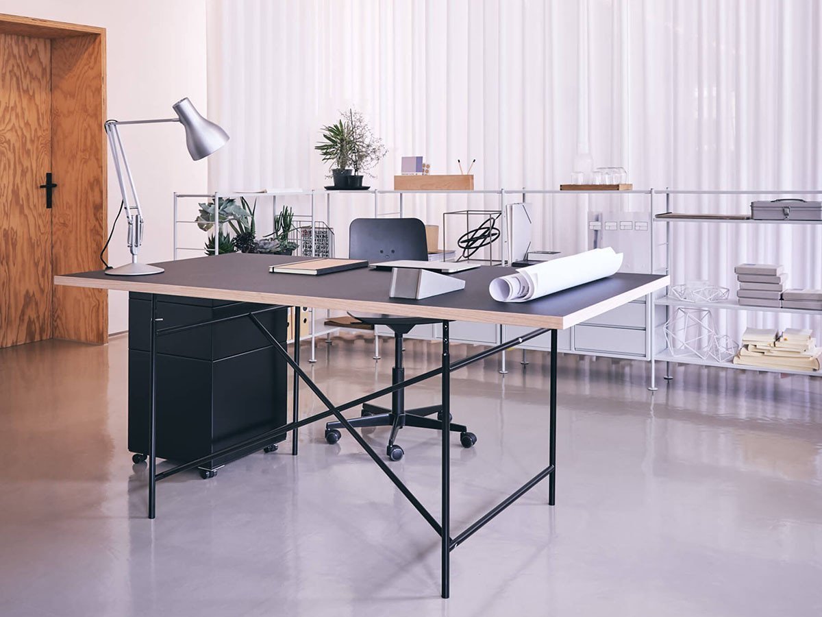 【リチャード ランパート/RICHARD LAMPERT / GOODS】のEiermann Table 2 / アイアーマン テーブル 2 リノリウムブラック インテリア・キッズ・メンズ・レディースファッション・服の通販 founy(ファニー) 　送料無料　Free Shipping　テーブル　Table, Dining Table　デスク　Desk, Work Desk　フレーム　Frame, Outline　ホーム・キャンプ・アウトドア・お取り寄せ　Home Living / Home & Lifestyle / Camping Gear / Outdoor Camping　家具・インテリア　Home Furniture & Interior. Stylish & Functional Living Spaces　その他 インテリア雑貨、家具　Home Decor & Furniture Extras　参考イメージ|ID: prp329100004939883 ipo3291000000037070248