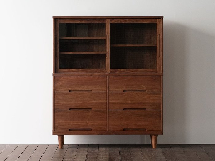 【松井木工/MATSUI MOKKO / GOODS】のFennel GRASS CHEST 2D / フェンネル ガラスチェスト 2ドア インテリア・キッズ・メンズ・レディースファッション・服の通販 founy(ファニー) https://founy.com/ ヴィンテージ Vintage Style ガラス Glass, Glassware コンパクト Compact, Small Size スリム Slim, Slim Fit チェリー Cherry, Cherry Pattern テーパード Tapered, Tapered Pants モダン Modern, Contemporary ホーム・キャンプ・アウトドア・お取り寄せ Home Living / Home & Lifestyle / Camping Gear / Outdoor Camping キッチン・ダイニング Kitchen & Dining Essentials. Stylish & Functional Tableware キッチン収納 Kitchen Storage キッチン収納・食器棚・レンジ台 Kitchen Cabinet ホーム・キャンプ・アウトドア・お取り寄せ Home Living / Home & Lifestyle / Camping Gear / Outdoor Camping キッチン・ダイニング Kitchen & Dining Essentials. Stylish & Functional Tableware キッチン家電・キッチン用品 Kitchen Appliances & Tools マグカップ・カップ&ソーサー・陶器食器 Mugs / Cups and Saucers / Ceramic Drinkware |ID: prp329100004939993 ipo3291000000037072020