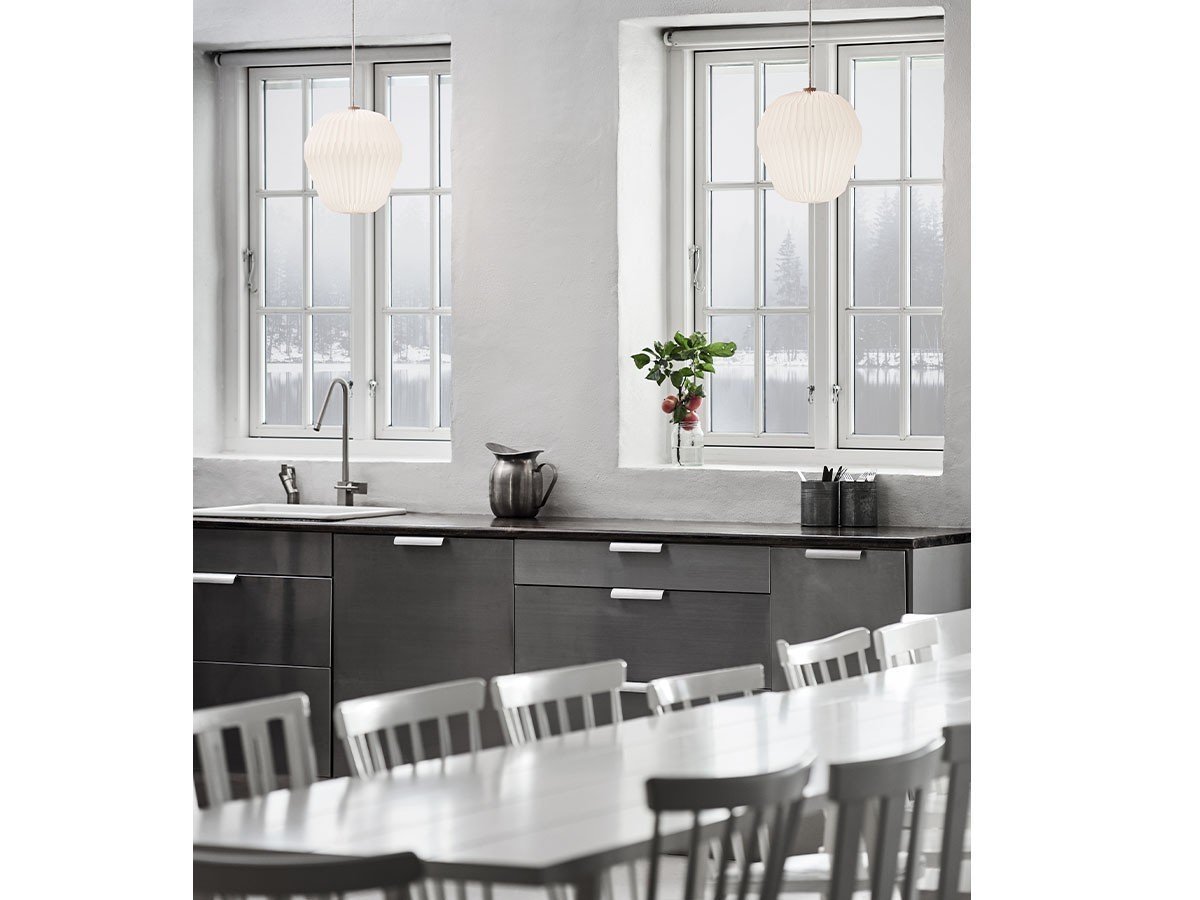 【レ クリント/LE KLINT / GOODS】のBOUQUET PENDANT 1 / ブーケ ペンダント 1 インテリア・キッズ・メンズ・レディースファッション・服の通販 founy(ファニー) 　チューリップ　Tube, Tube Top　ハンド　Hand, Handmade　フォルム　Silhouette, Form　プリーツ　Pleats, Pleated　リネン　Linen, Linen Fabric　リラックス　Relax, Relaxed Fit　送料無料　Free Shipping　ホーム・キャンプ・アウトドア・お取り寄せ　Home Living / Home & Lifestyle / Camping Gear / Outdoor Camping　家具・インテリア　Home Furniture & Interior. Stylish & Functional Living Spaces　ライト・照明　Lamps & Lighting Fixtures　ペンダントライト・吊り下げ照明　Pendant Light / Hanging Light Fixture　参考イメージ|ID: prp329100004940141 ipo3291000000037073601