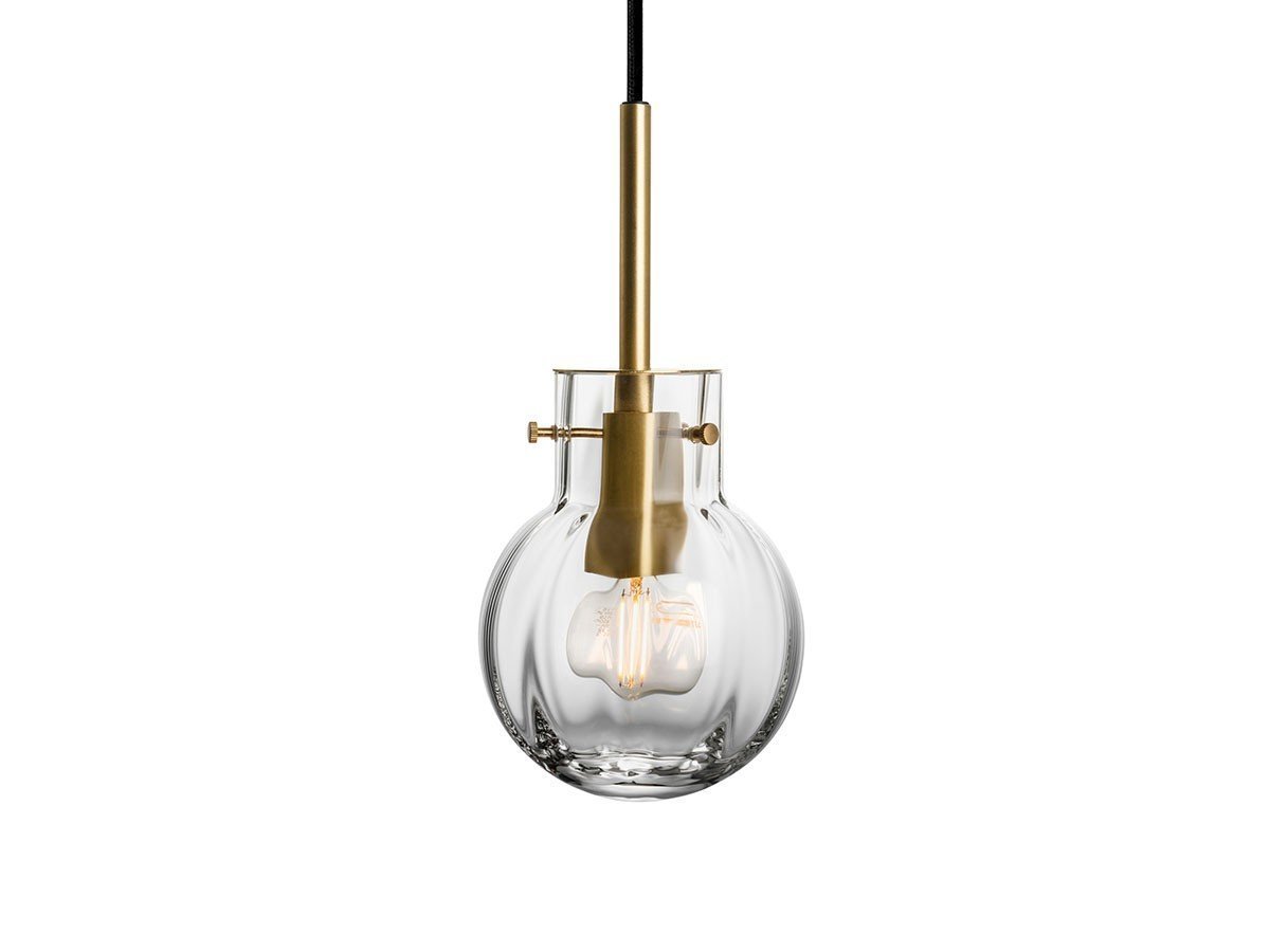 【ハーデラン/Hadeland / GOODS】のCrystal Spheres Optic Φ120 / クリスタル スフィアース オプティック Φ120 インテリア・キッズ・メンズ・レディースファッション・服の通販 founy(ファニー) 　送料無料　Free Shipping　ガラス　Glass, Glassware　クリスタル　Crystal, Swarovski　パターン　Pattern, Design Print　フォルム　Silhouette, Form　ホーム・キャンプ・アウトドア・お取り寄せ　Home Living / Home & Lifestyle / Camping Gear / Outdoor Camping　家具・インテリア　Home Furniture & Interior. Stylish & Functional Living Spaces　ライト・照明　Lamps & Lighting Fixtures　ペンダントライト・吊り下げ照明　Pendant Light / Hanging Light Fixture　クリア|ID: prp329100004940185 ipo3291000000037074119