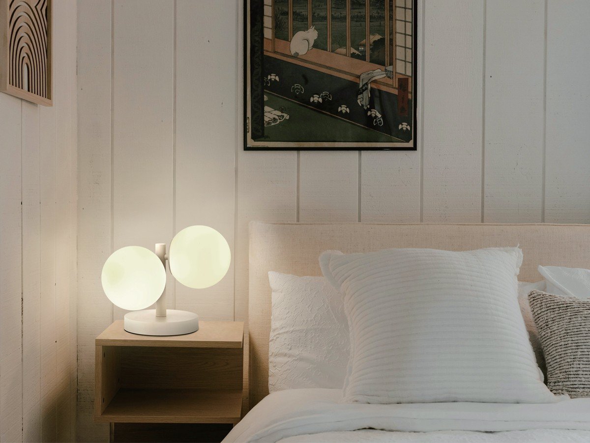 【フライミー ベーシック/FLYMEe BASIC / GOODS】のTABLE LAMP / テーブルランプ #115350 インテリア・キッズ・メンズ・レディースファッション・服の通販 founy(ファニー) 　送料無料　Free Shipping　アシンメトリー　Asymmetrical Style　ガラス　Glass, Glassware　テーブル　Table, Dining Table　デスク　Desk, Work Desk　フィット　Fit, Slim Fit　フォルム　Silhouette, Form　ホーム・キャンプ・アウトドア・お取り寄せ　Home Living / Home & Lifestyle / Camping Gear / Outdoor Camping　家具・インテリア　Home Furniture & Interior. Stylish & Functional Living Spaces　ライト・照明　Lamps & Lighting Fixtures　ホワイト|ID: prp329100004940272 ipo3291000000037074973